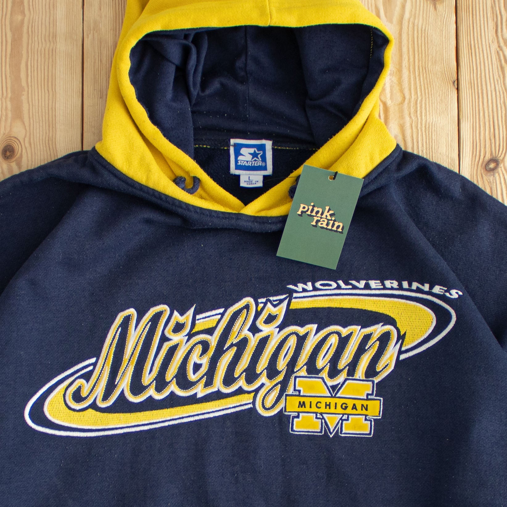 (L) Starter Vintage Michigan Wolverines Embroidered Hoodie Blue