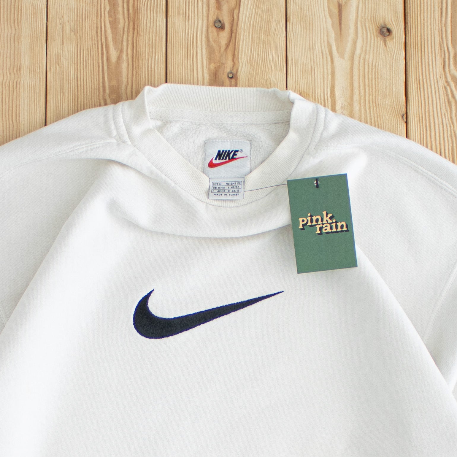 (M) Nike Vintage Swoosh Embroidered Sweatshirt White