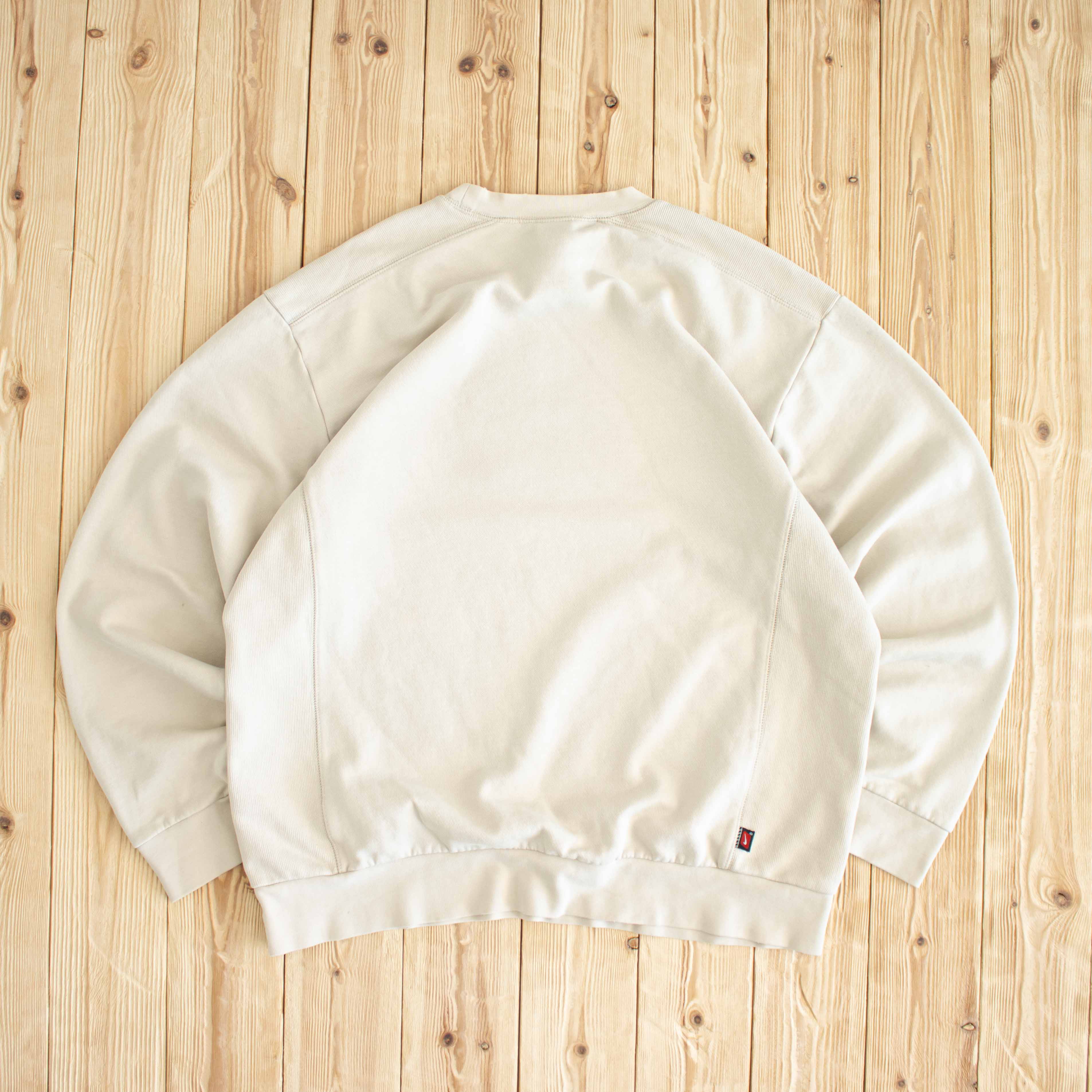 (XL) Nike Vintage Fluffy Embroidered Sweatshirt Beige