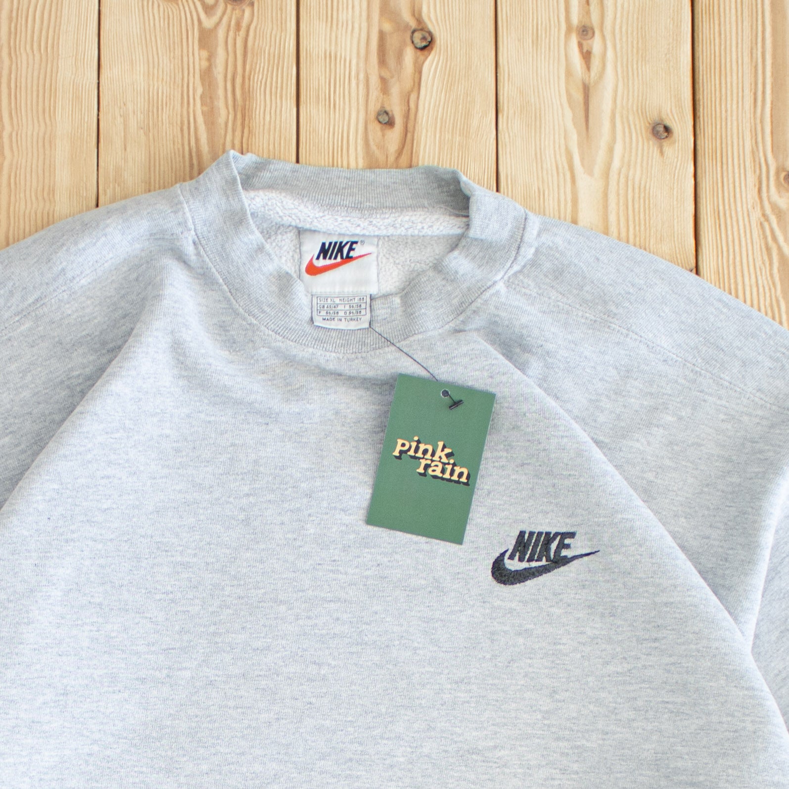 (XL) Nike Vintage Essential Embroidered Sweatshirt Gray