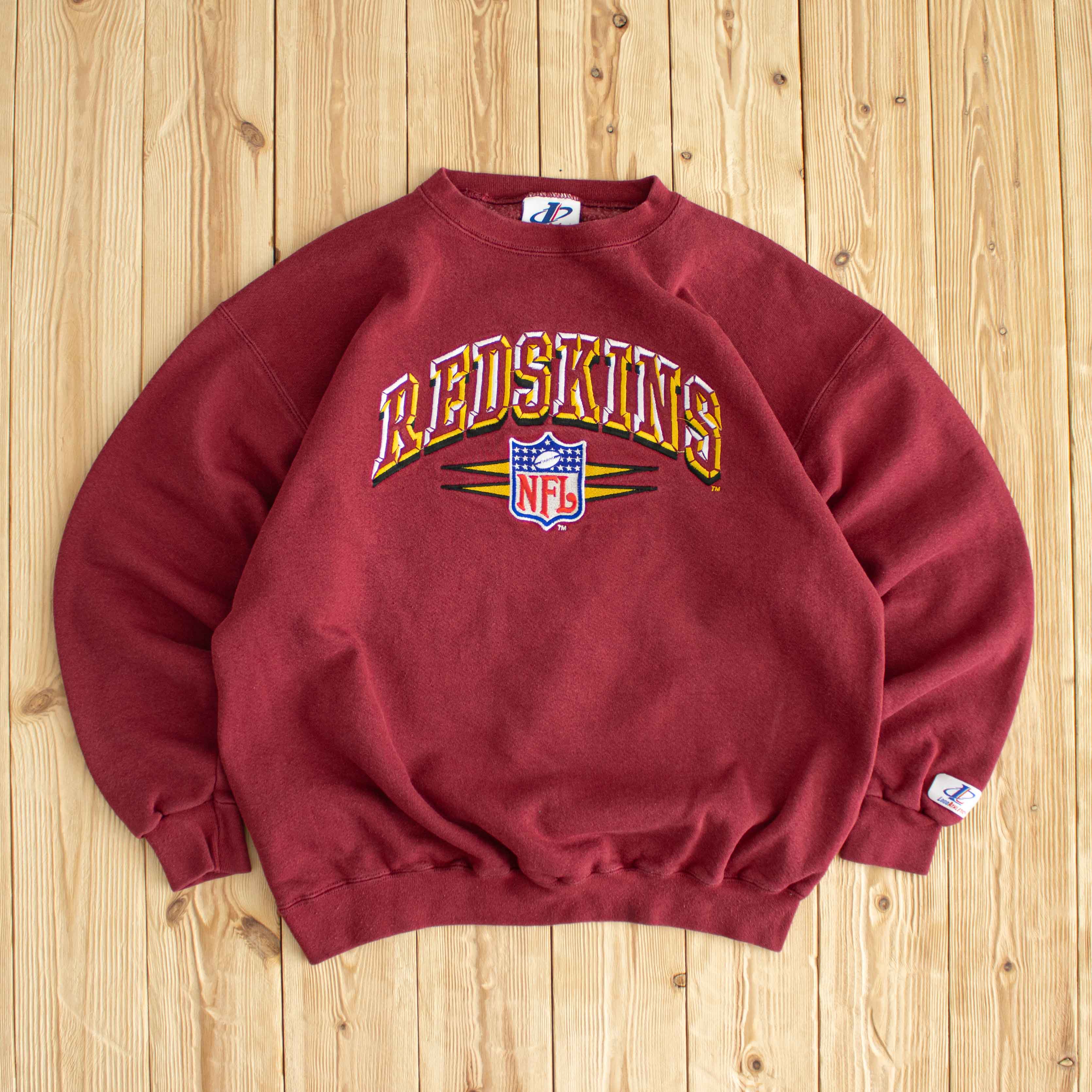(M) NFL Washington Redskins Vintage Embroidered Sweatshirt Burgundy