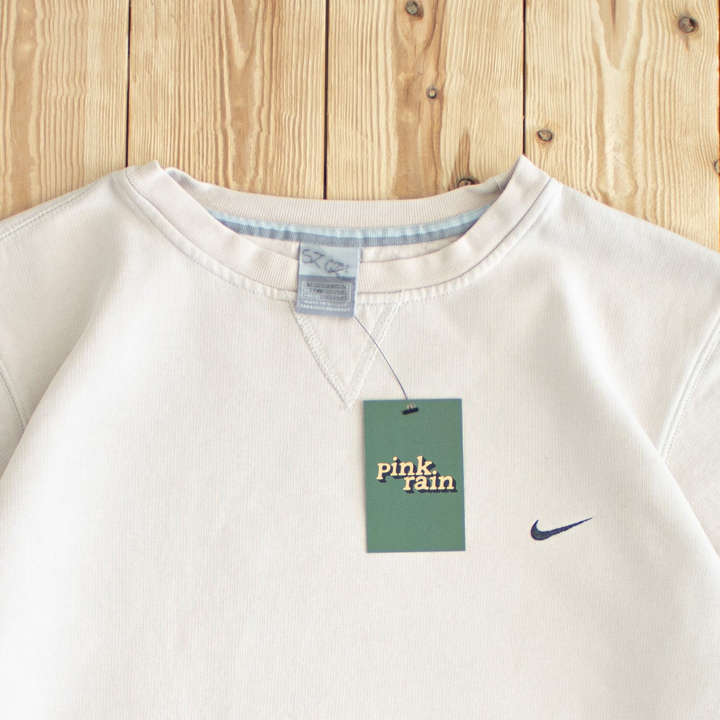 (M) Nike Vintage Essential Embroidered Sweatshirt Beige