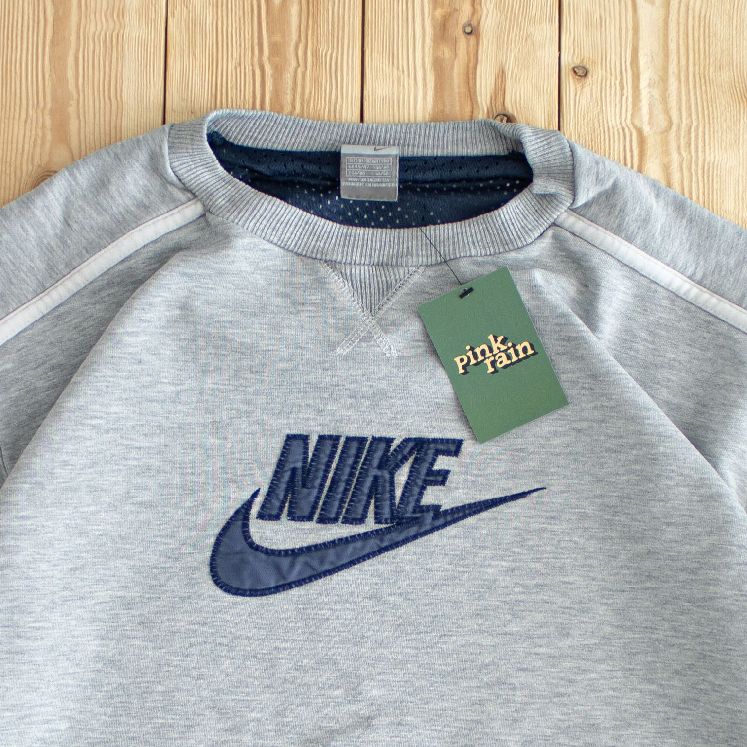 (M) Nike Vintage Spell Out Embroidered Sweatshirt Gray