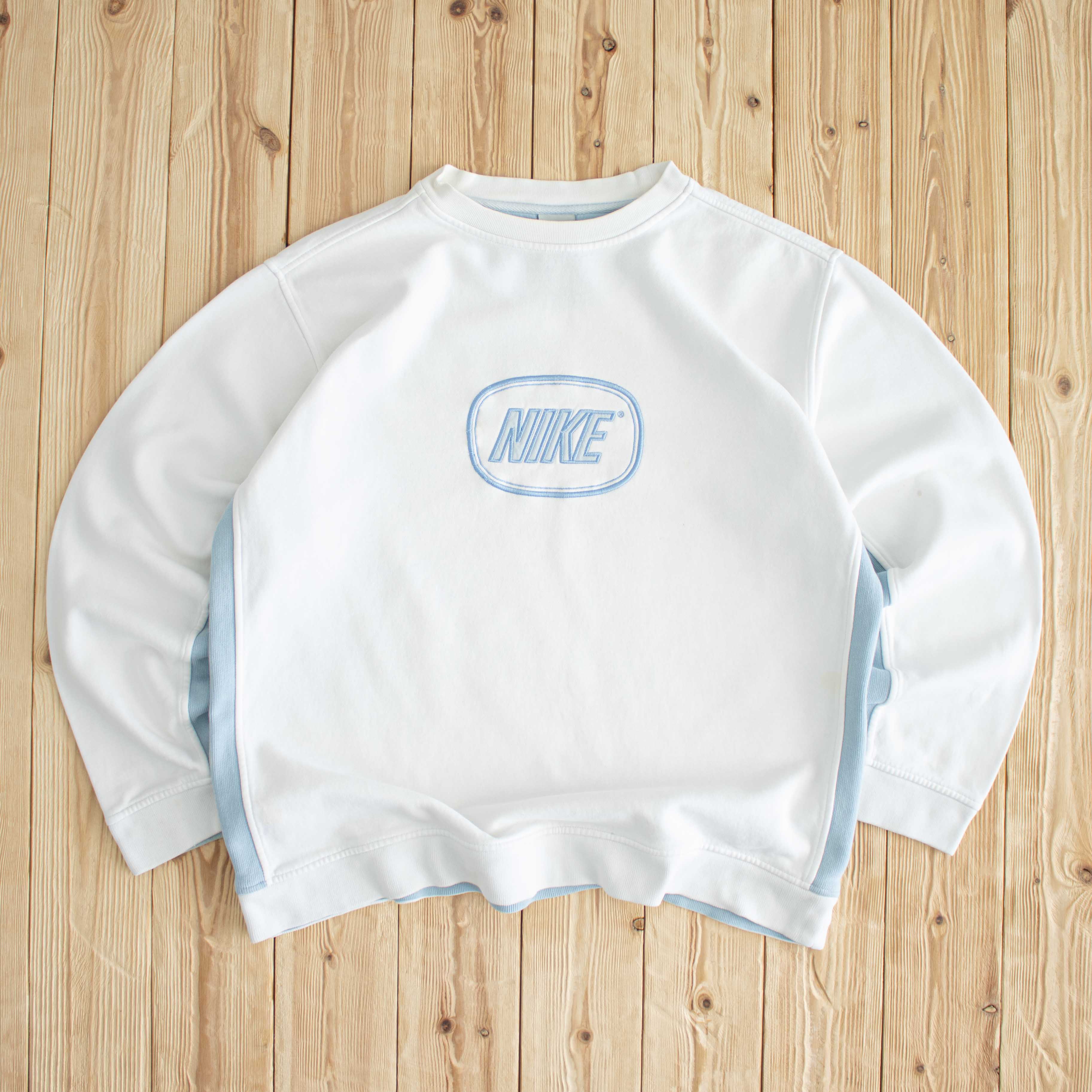 (L/XL) Nike Vintage Spell Out Embroidered Sweatshirt White