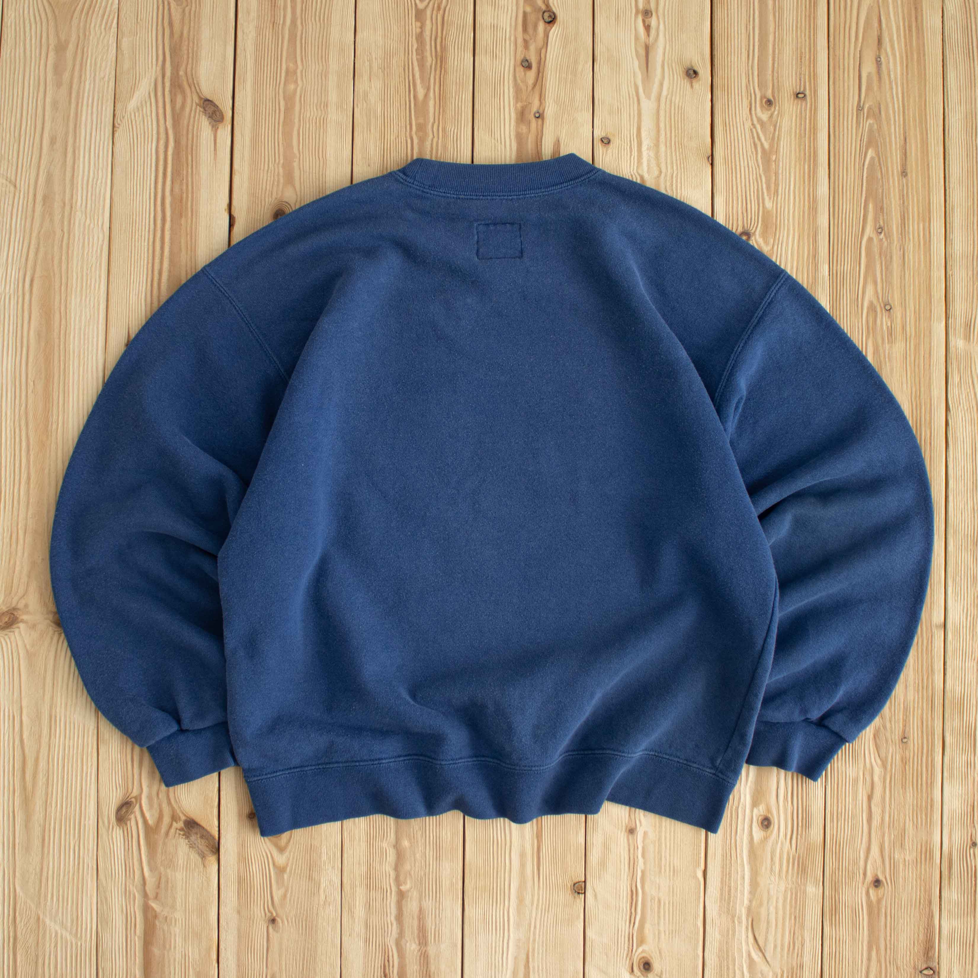 (S) Nike Swoosh Vintage Embroidered Sweatshirt Blue
