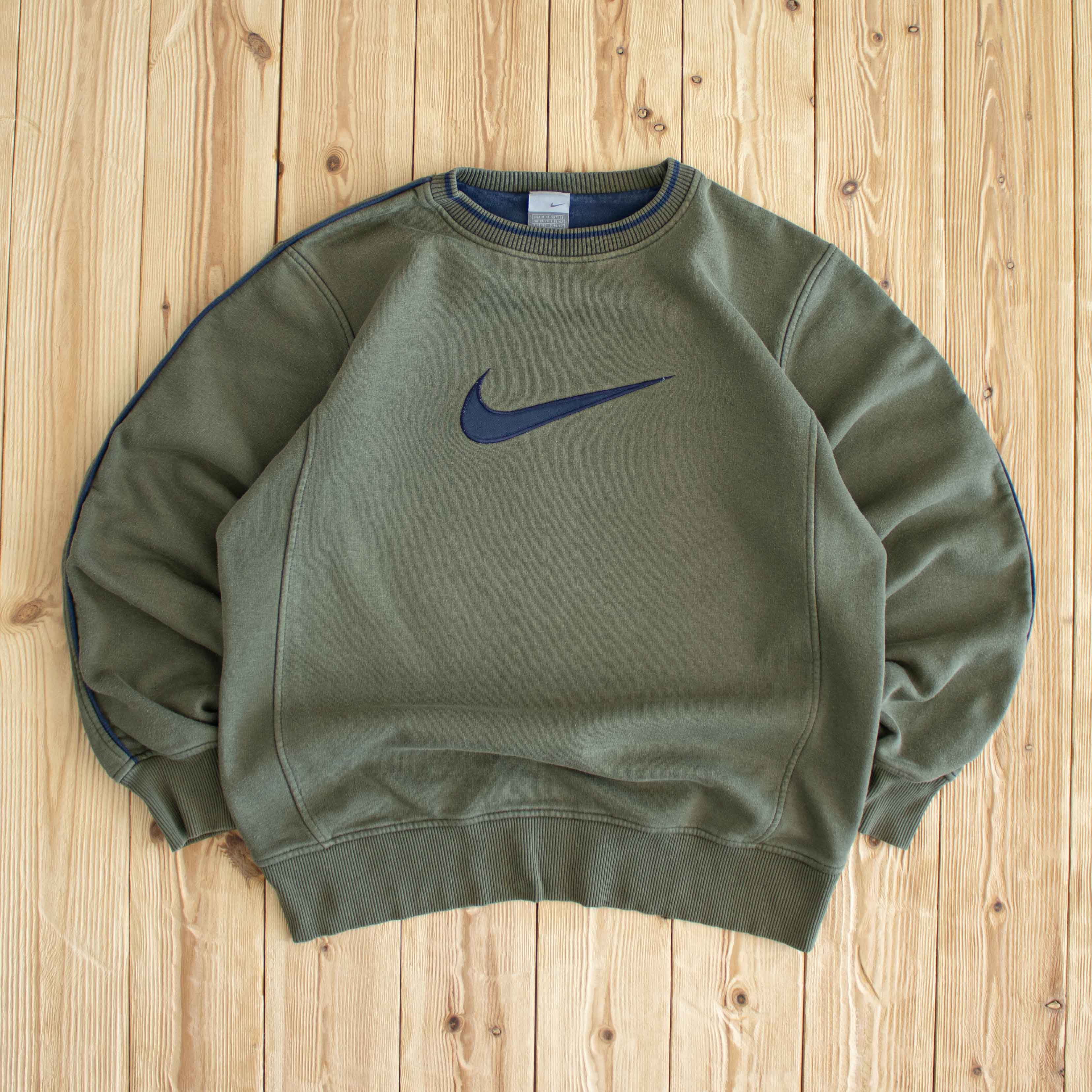 (M) Nike Swoosh Vintage Embroidered Sweatshirt Green