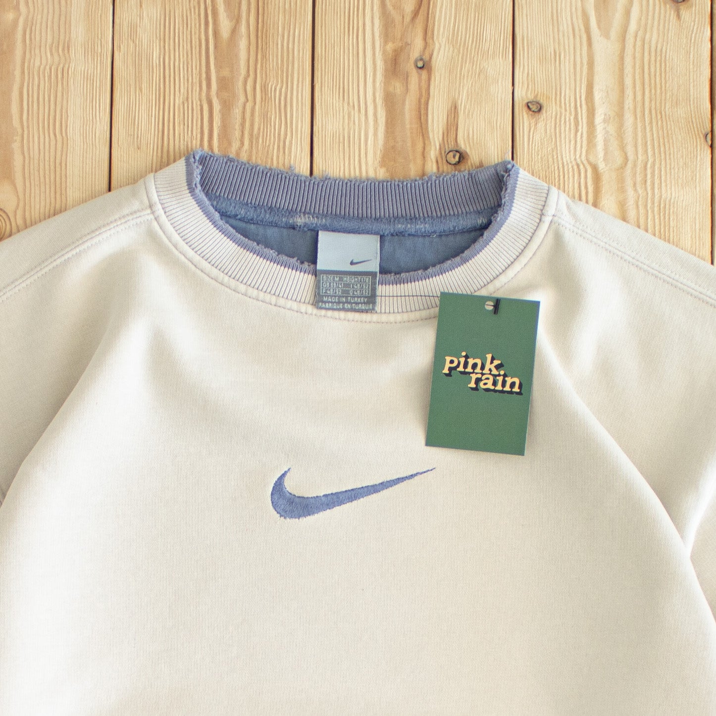 (M/L) Nike Swoosh Vintage Embroidered Distresses Sweatshirt Beige