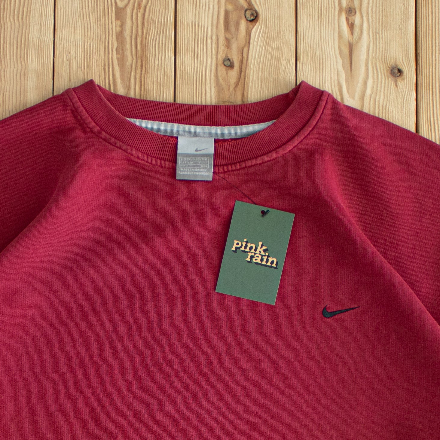 (XL) Nike Vintage Essential Embroidered Sweatshirt Red