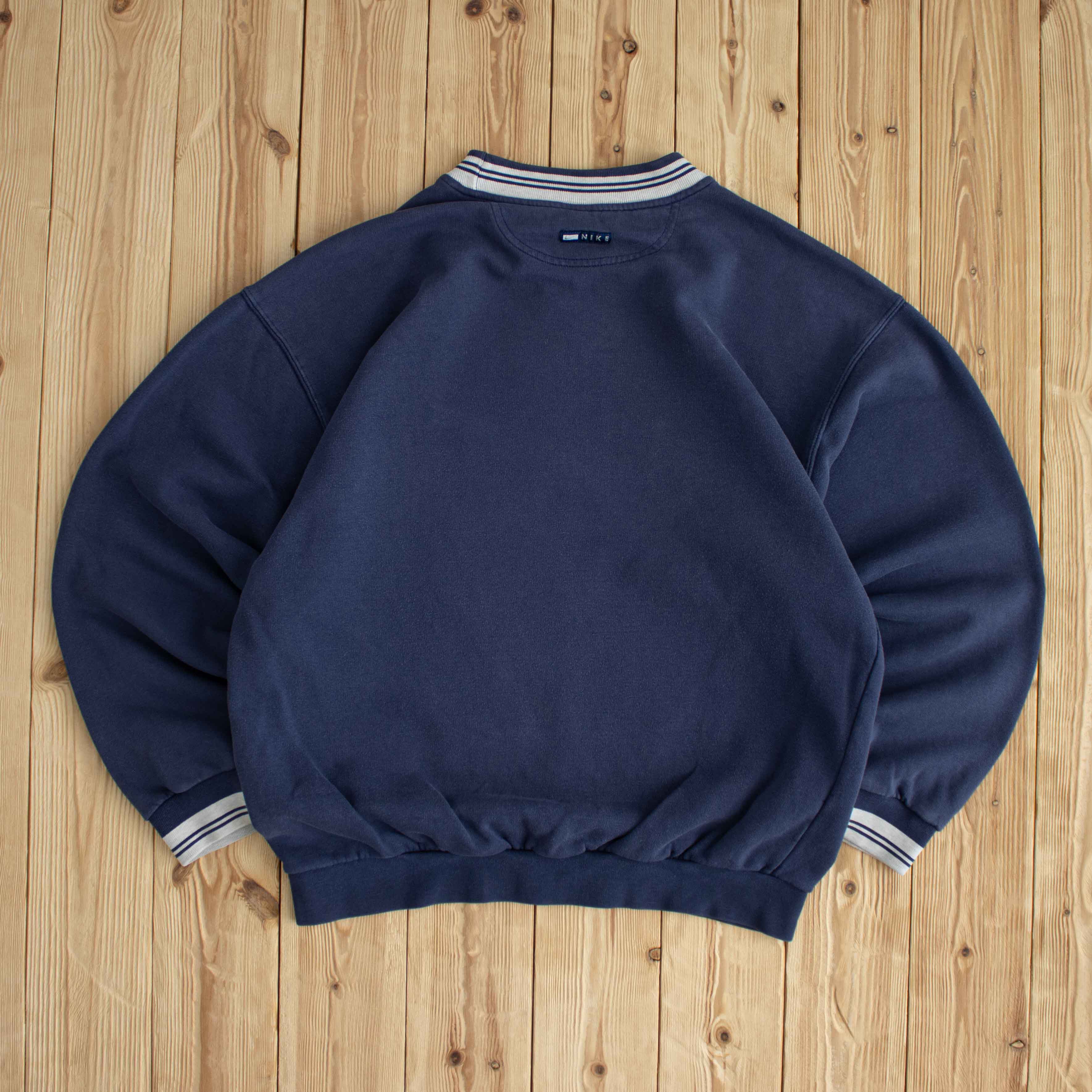 (M/L) Nike Swoosh Vintage Embroidered Sweatshirt Blue