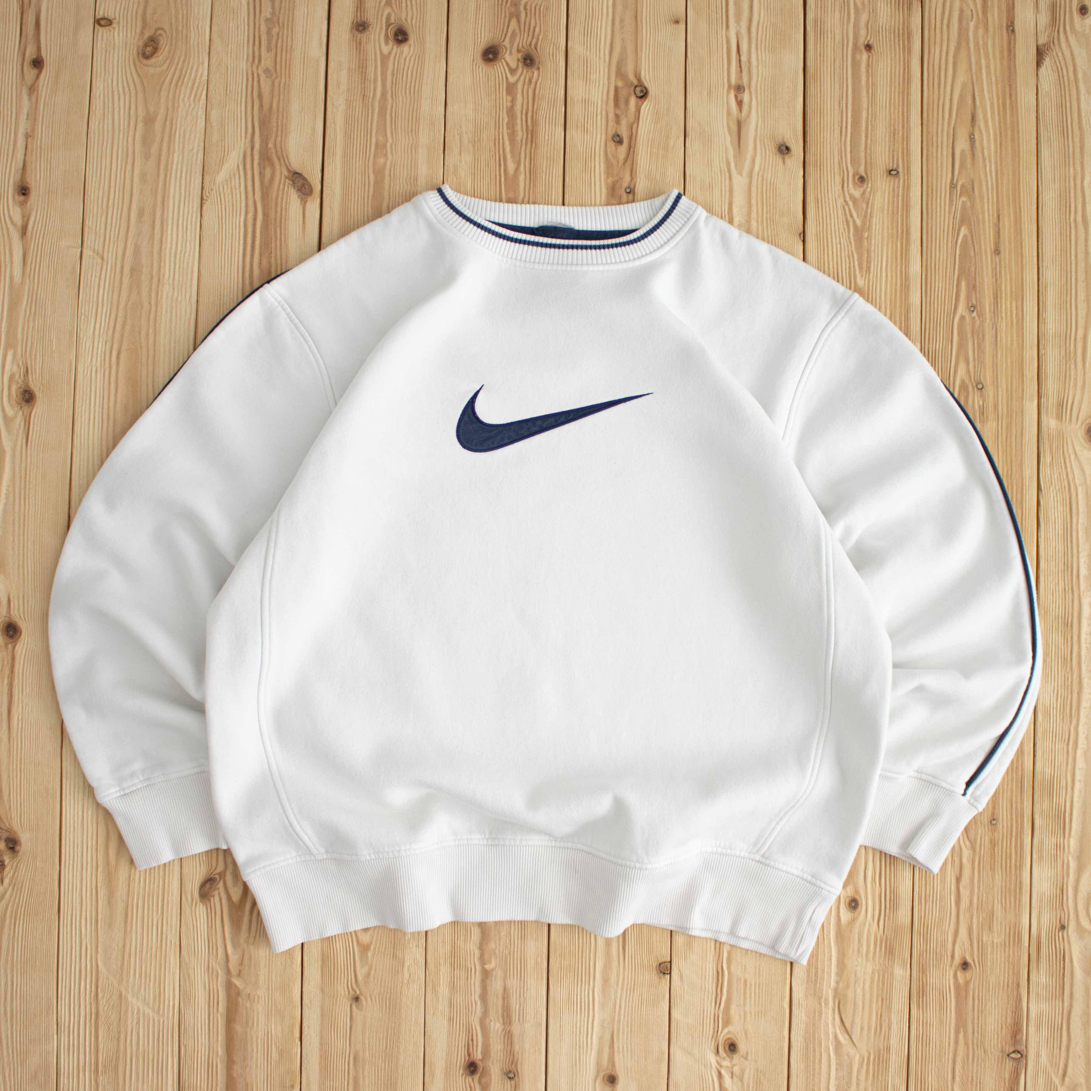 (XL) Nike Swoosh Vintage Embroidered Sweatshirt White