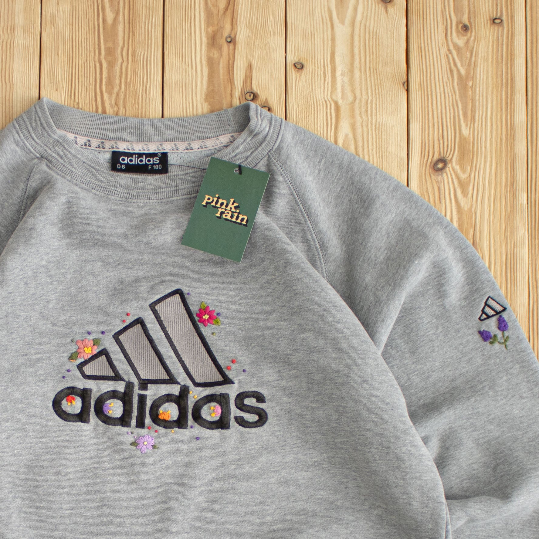 (S) Adidas Vintage Custom Flowers Embroidered Sweatshirt Gray