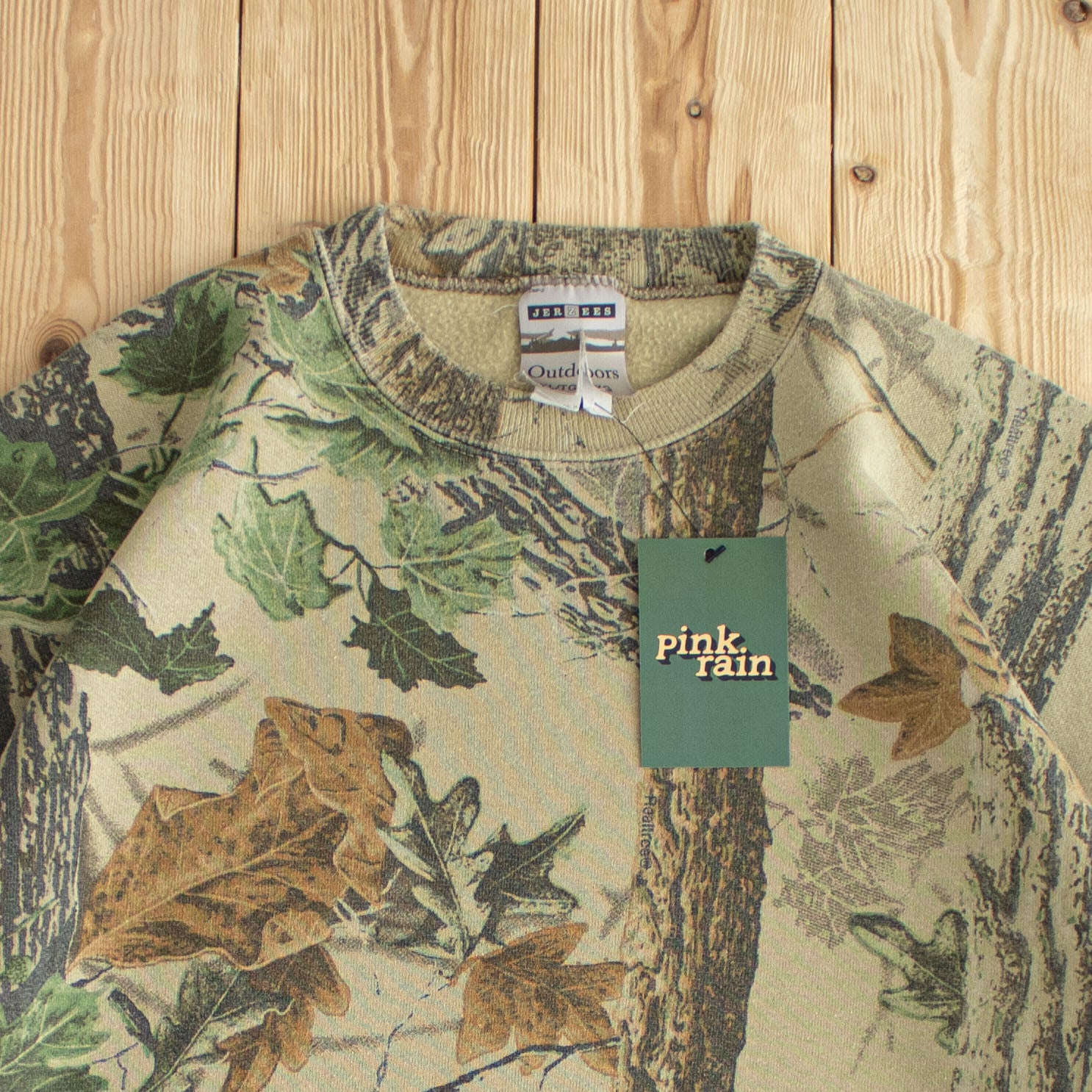 (L) Realtree x Jerzees Vintage Camouflage Sweatshirt Khaki