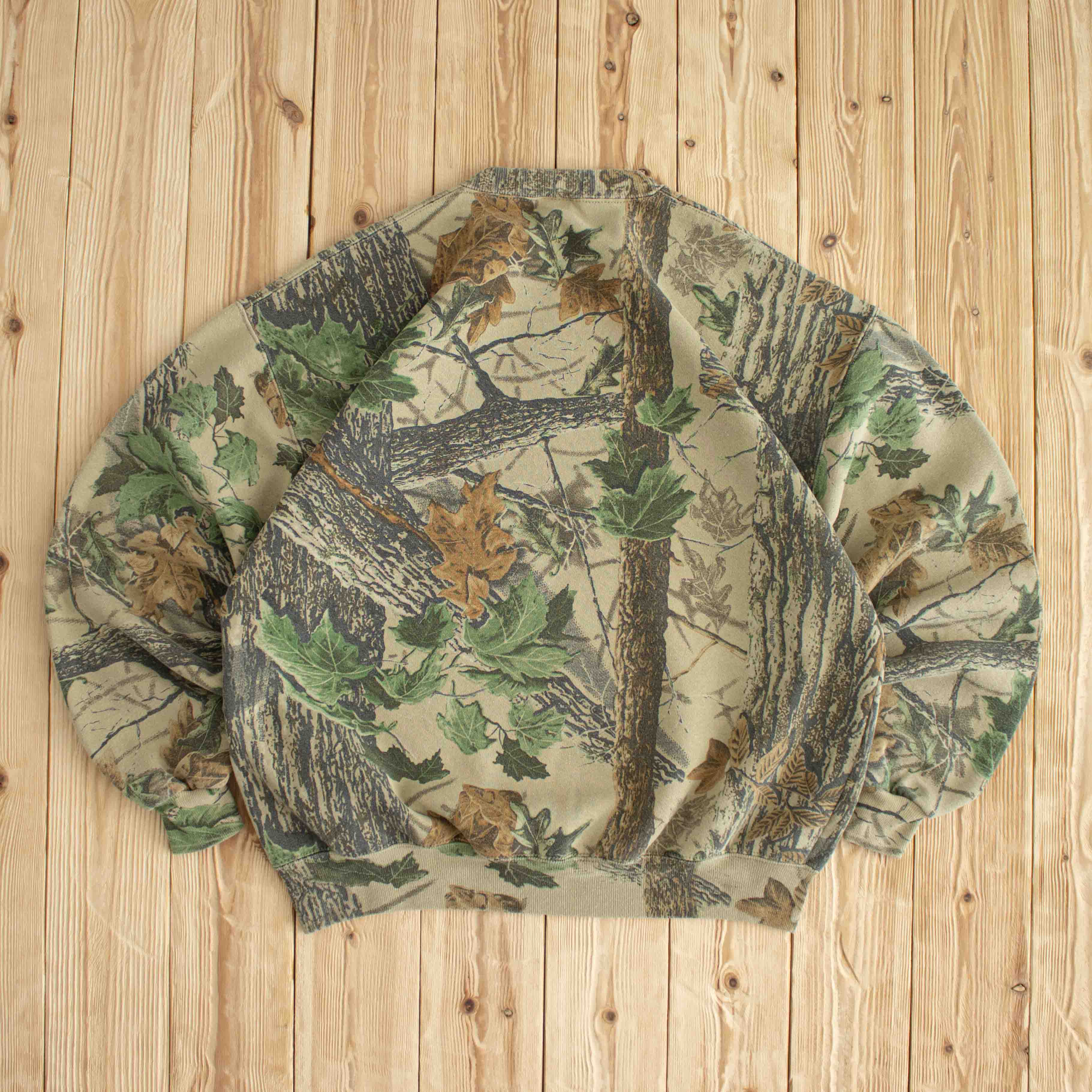 (L) Realtree x Jerzees Vintage Camouflage Sweatshirt Khaki
