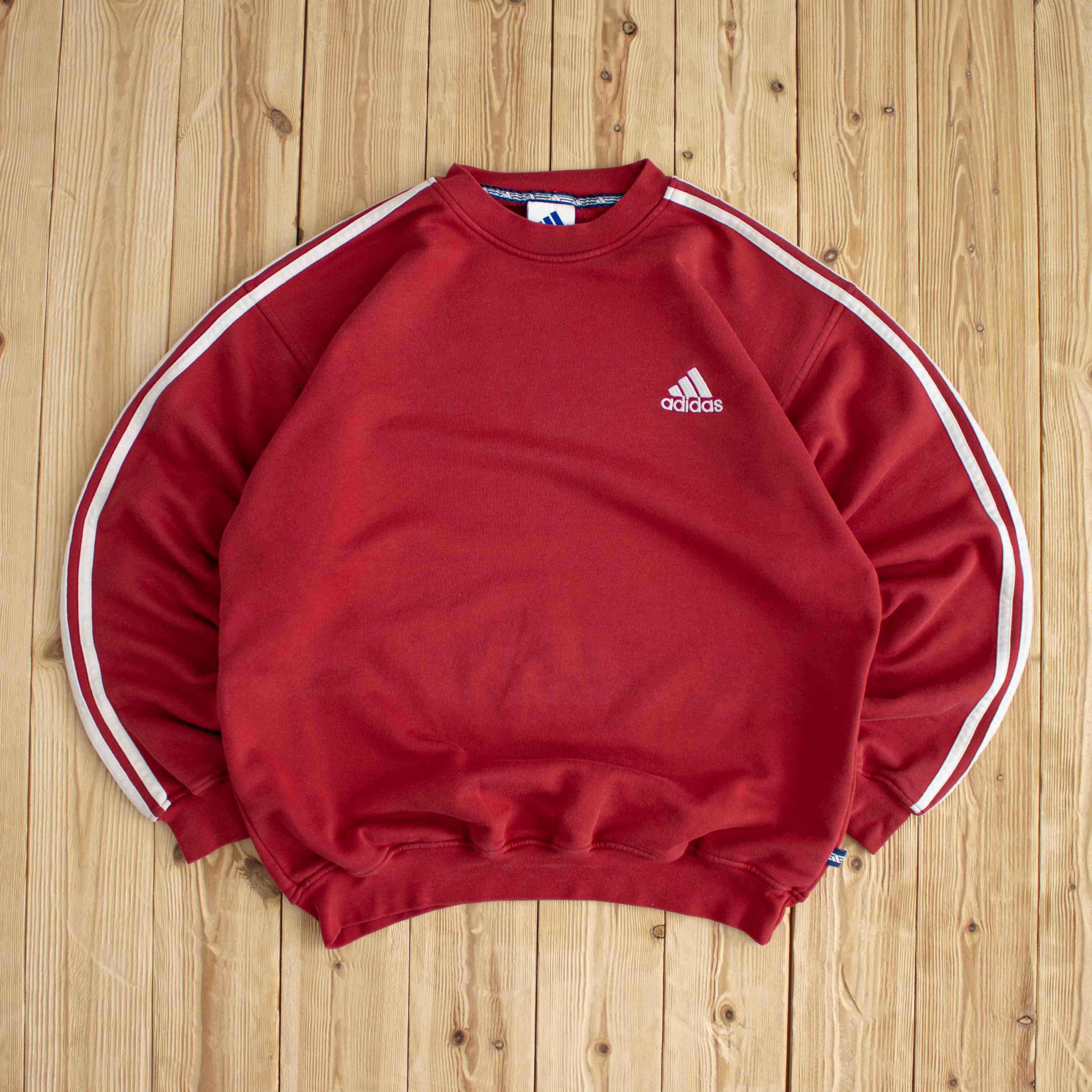 (L) Adidas Vintage Essential Embroidered Sweatshirt Red