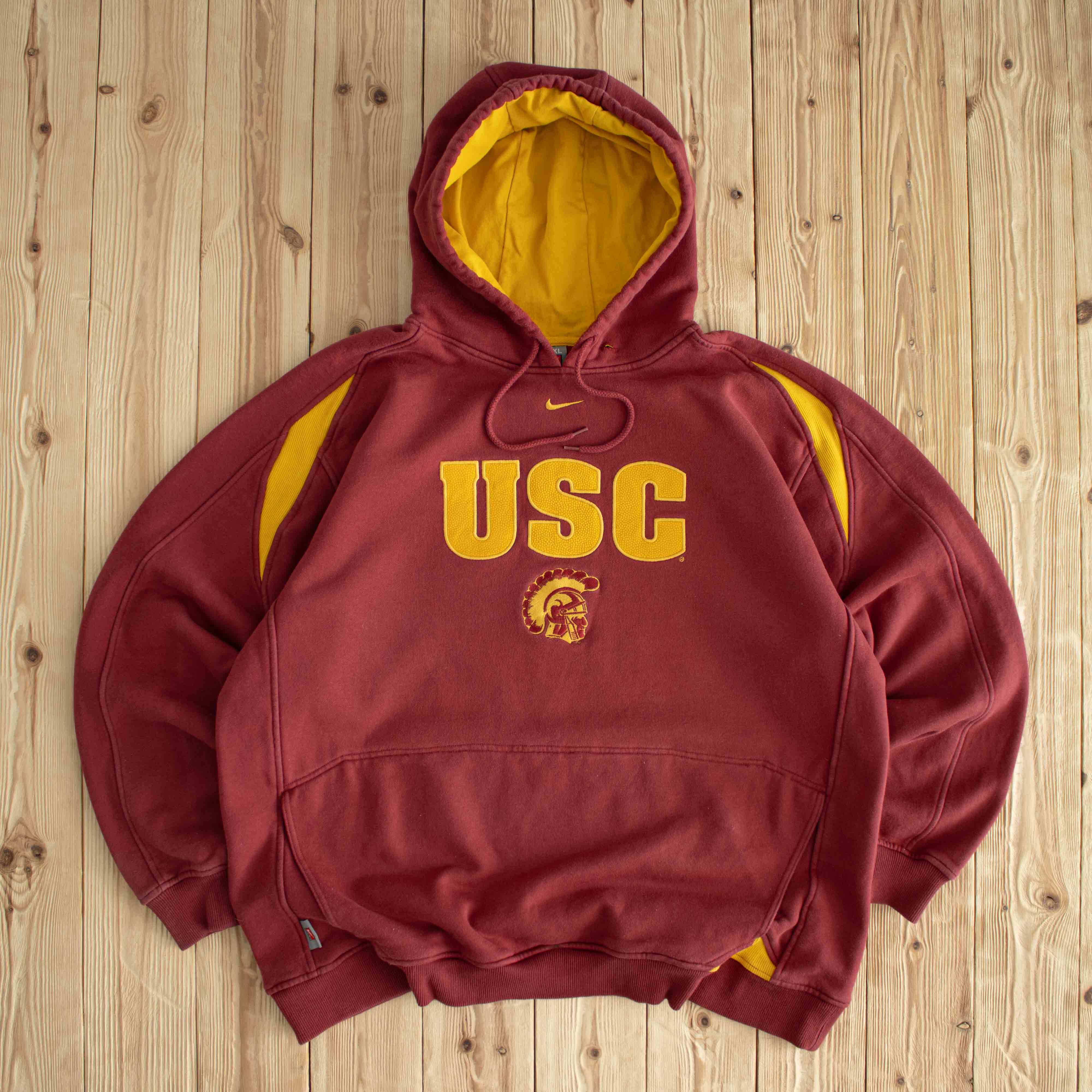 (XL) Nike USC Trojans Vintage Embroidered Hoodie Red