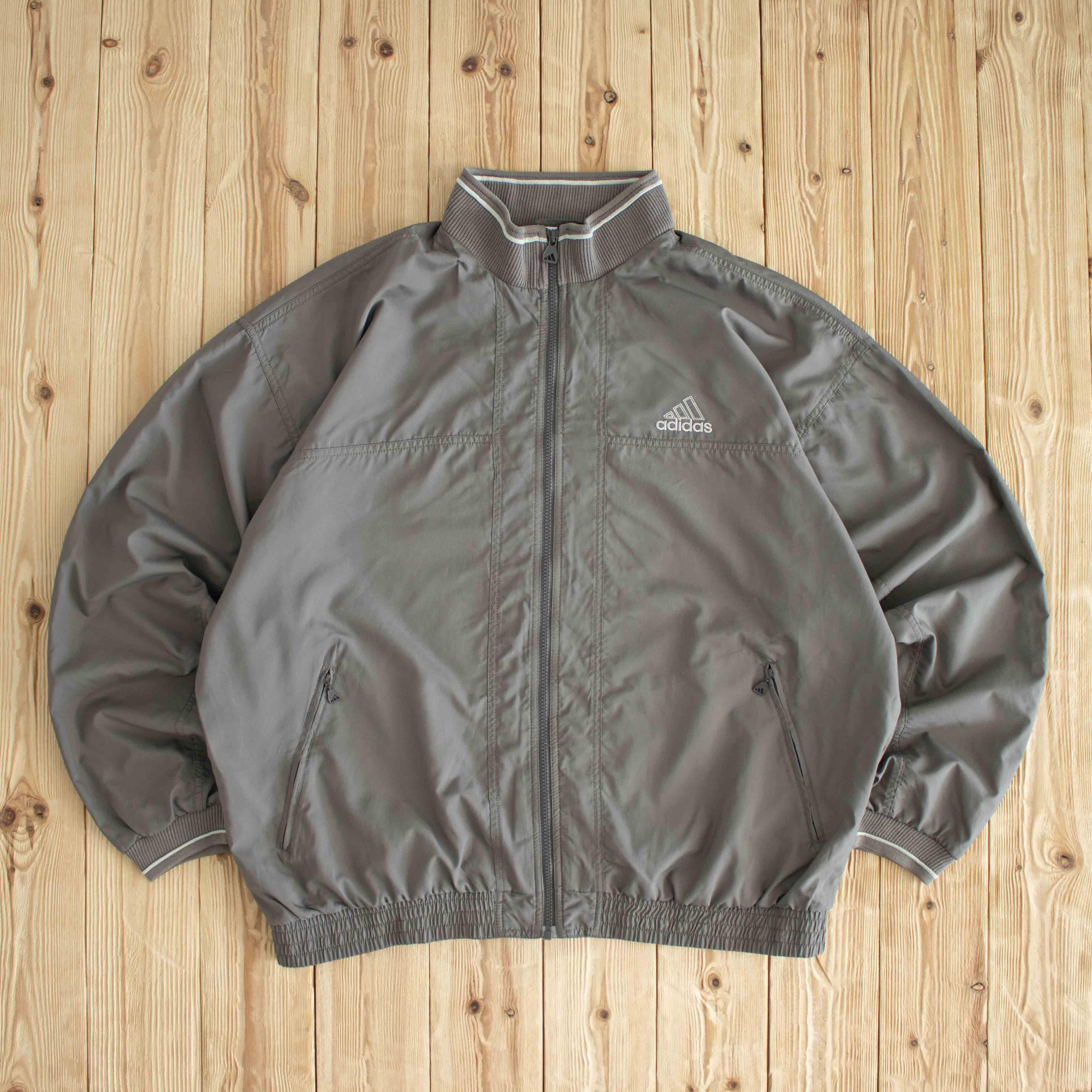 (XL) Adidas Vintage Embroidered Jacket Gray