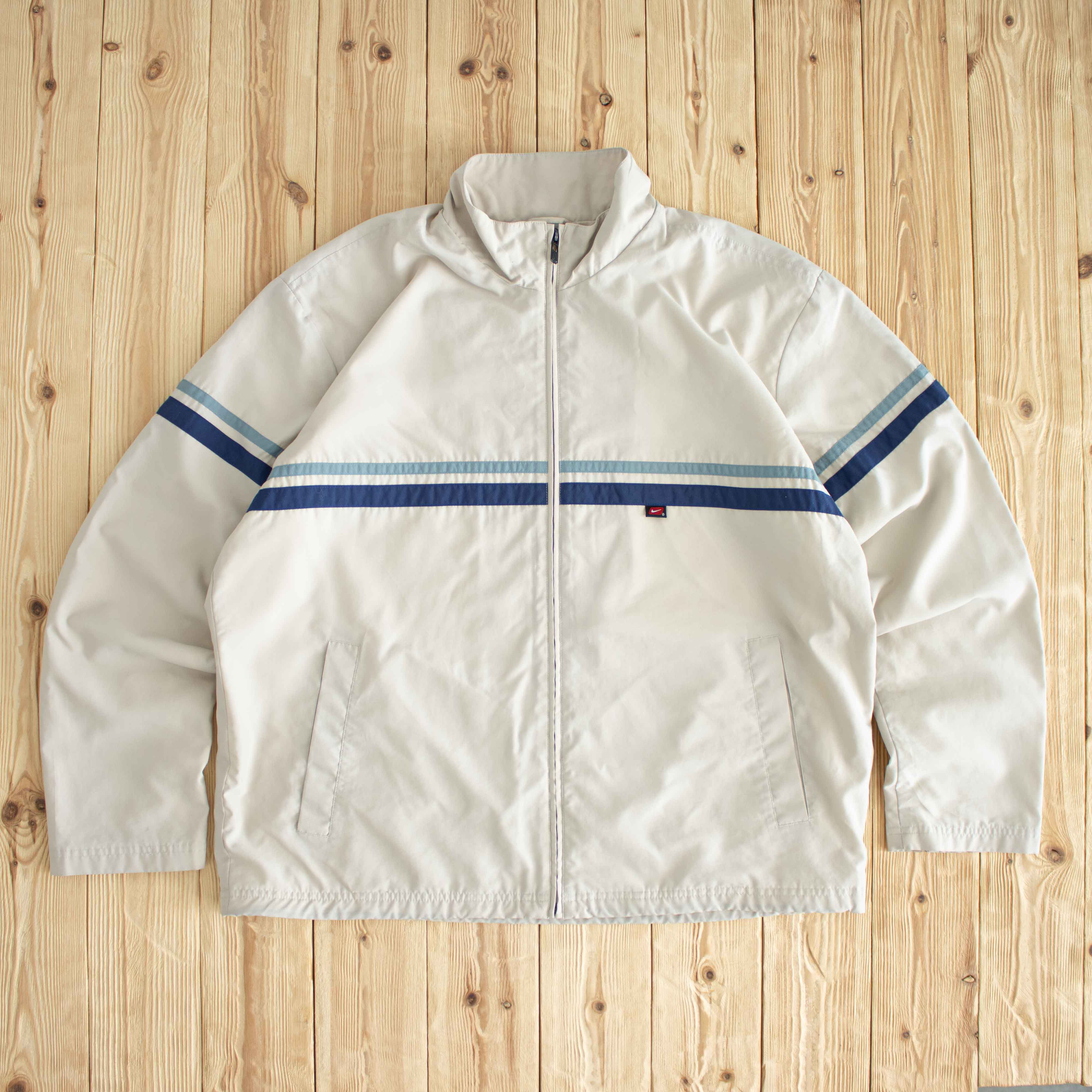 (L/XL) Nike Vintage Embroidered Jacket Beige