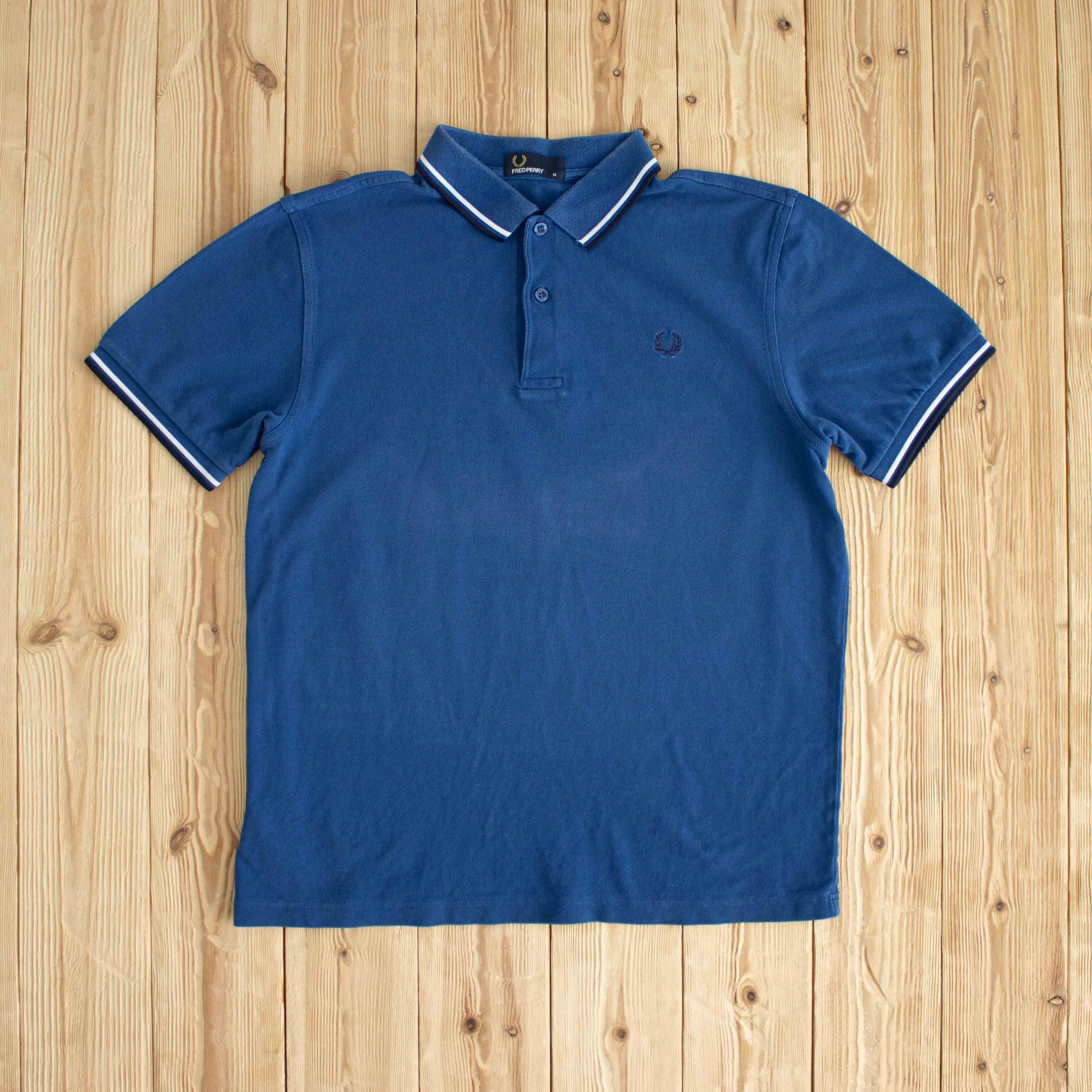 (M) Fred Perry Vintage Embroidered Polo Shirt Blue