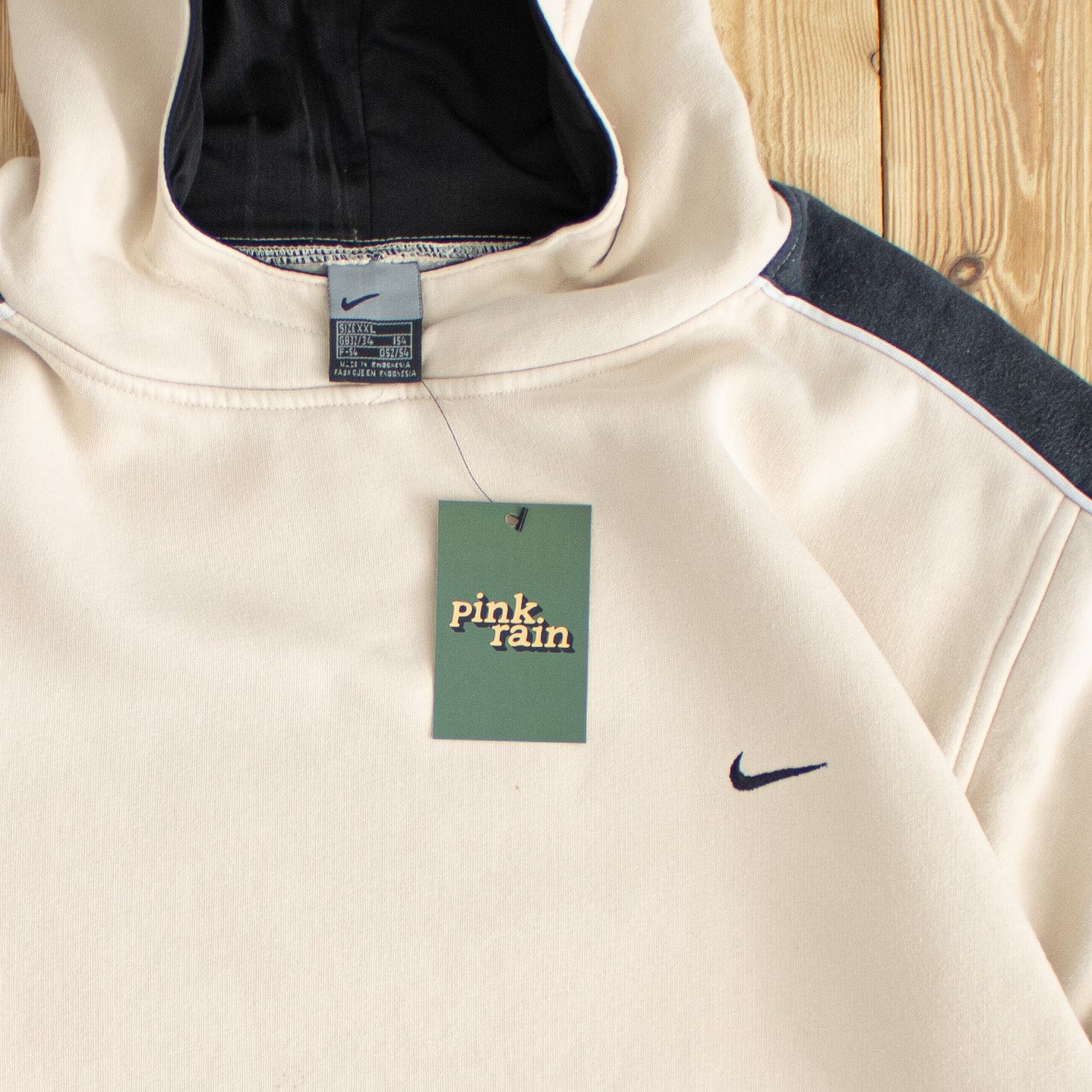 (XL/XXL) Nike Vintage Embroidered Hoodie Beige