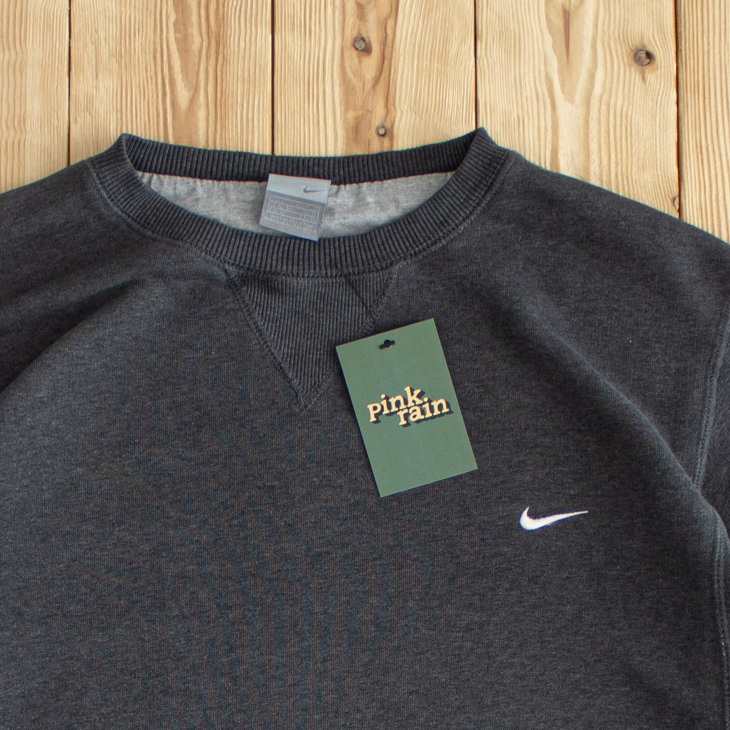 (L) Nike Vintage Essential Embroidered Sweatshirt Gray