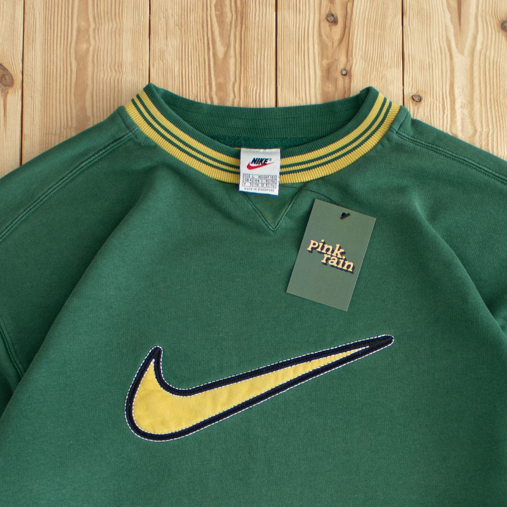 (M/L) Nike Swoosh Vintage Embroidered Sweatshirt Green