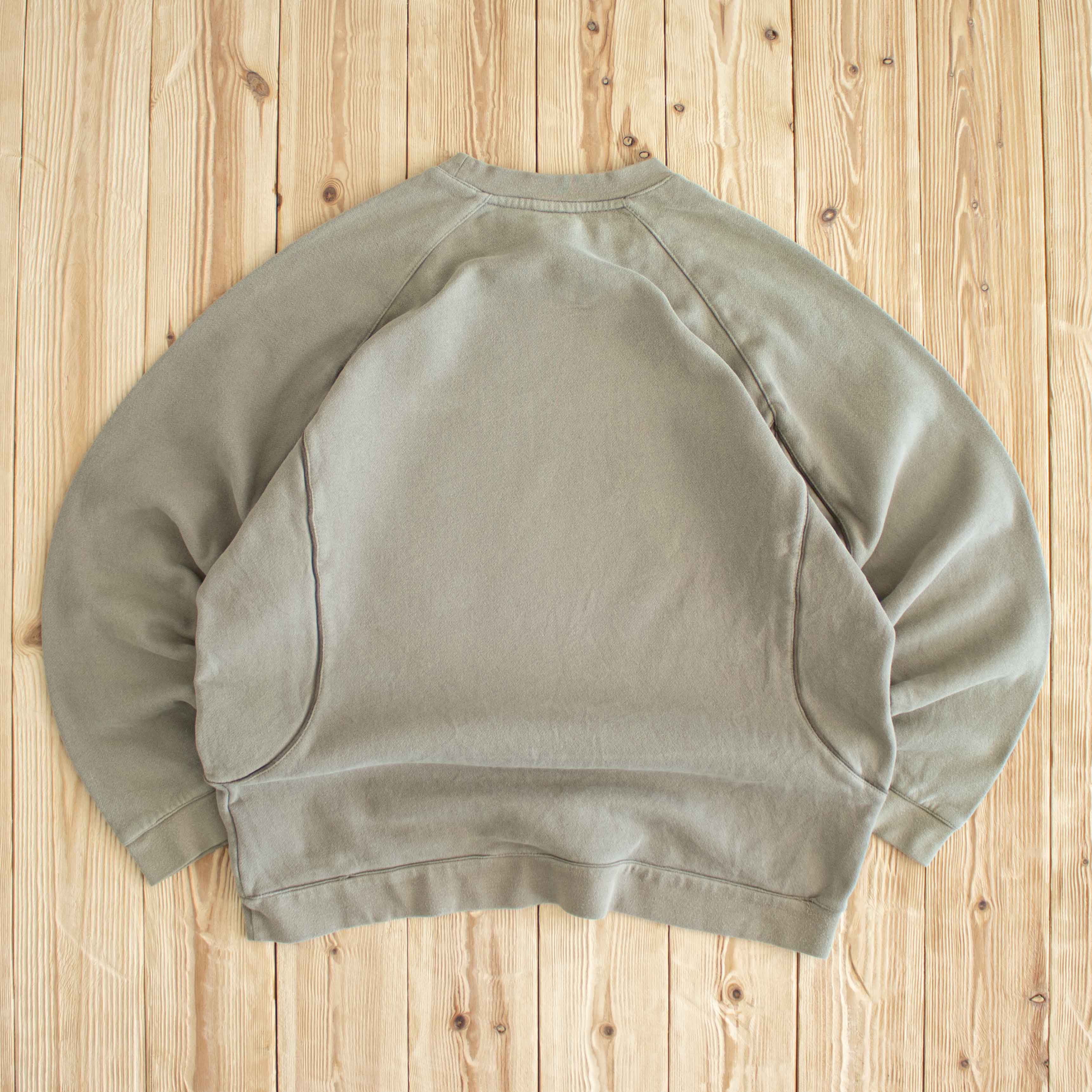 (M) Nike Mini Swoosh Vintage Embroidered Sweatshirt Khaki