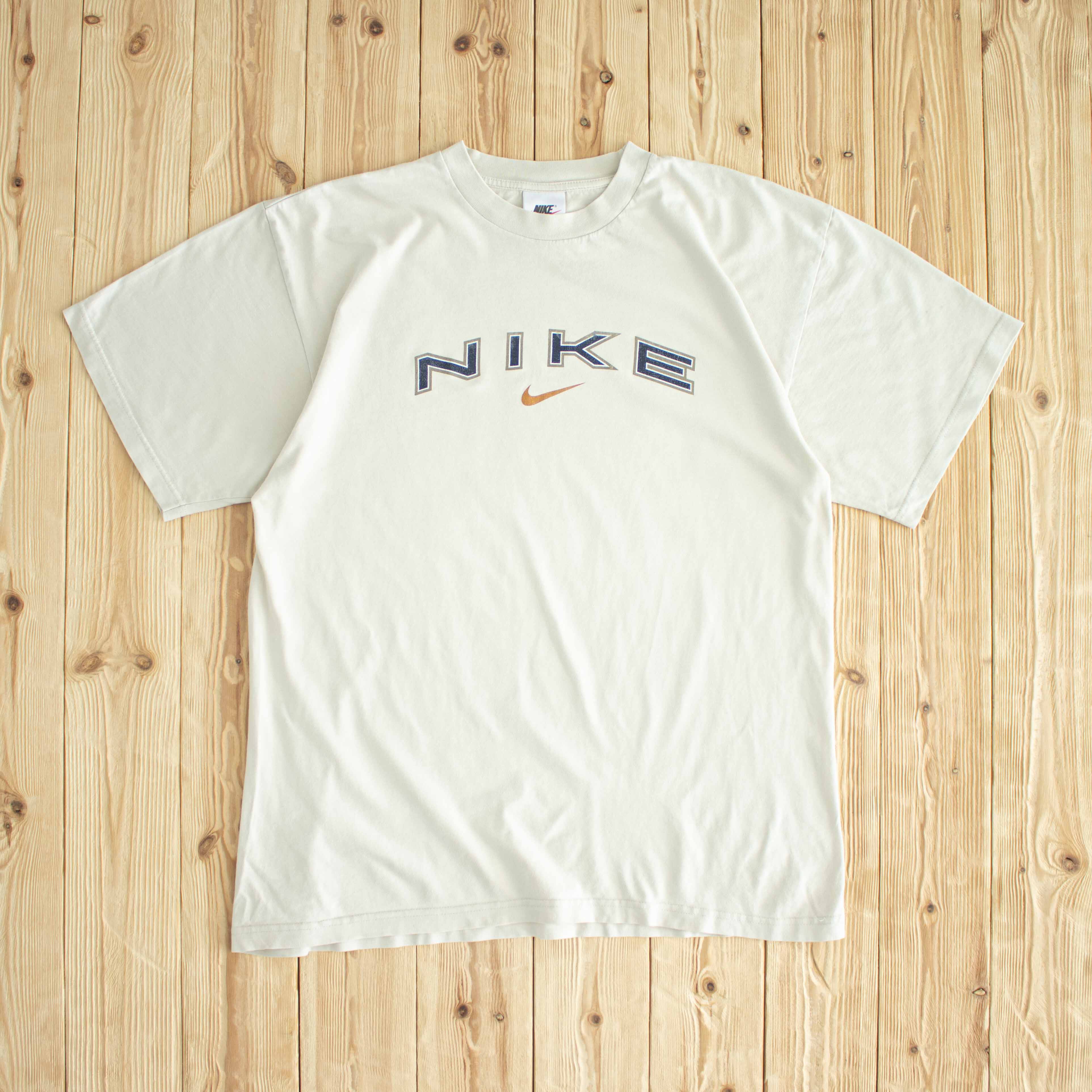(L) Nike Spell Out Vintage T-Shirt Beige