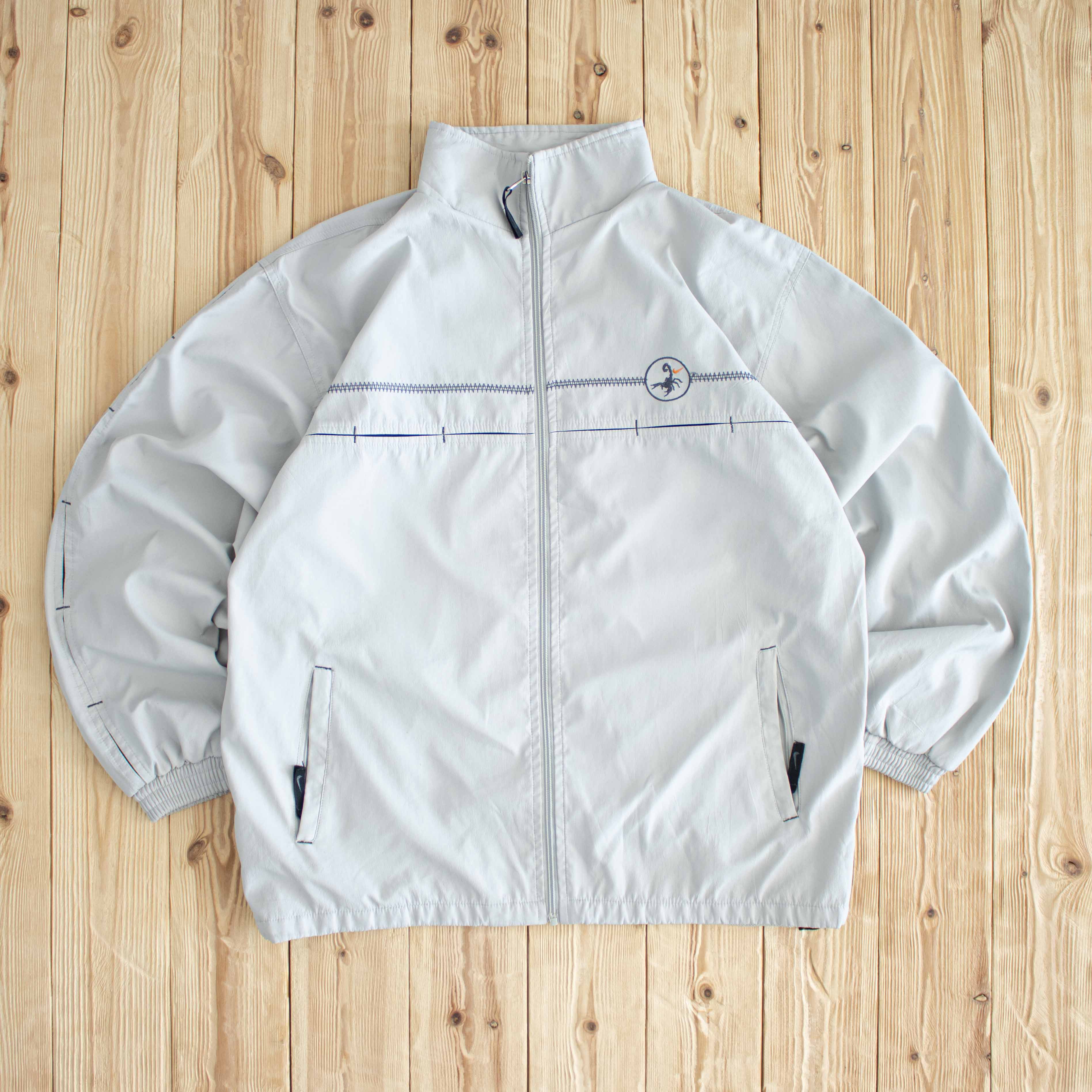 (L) Nike Scorpio Vintage Embroidered Jacket Gray