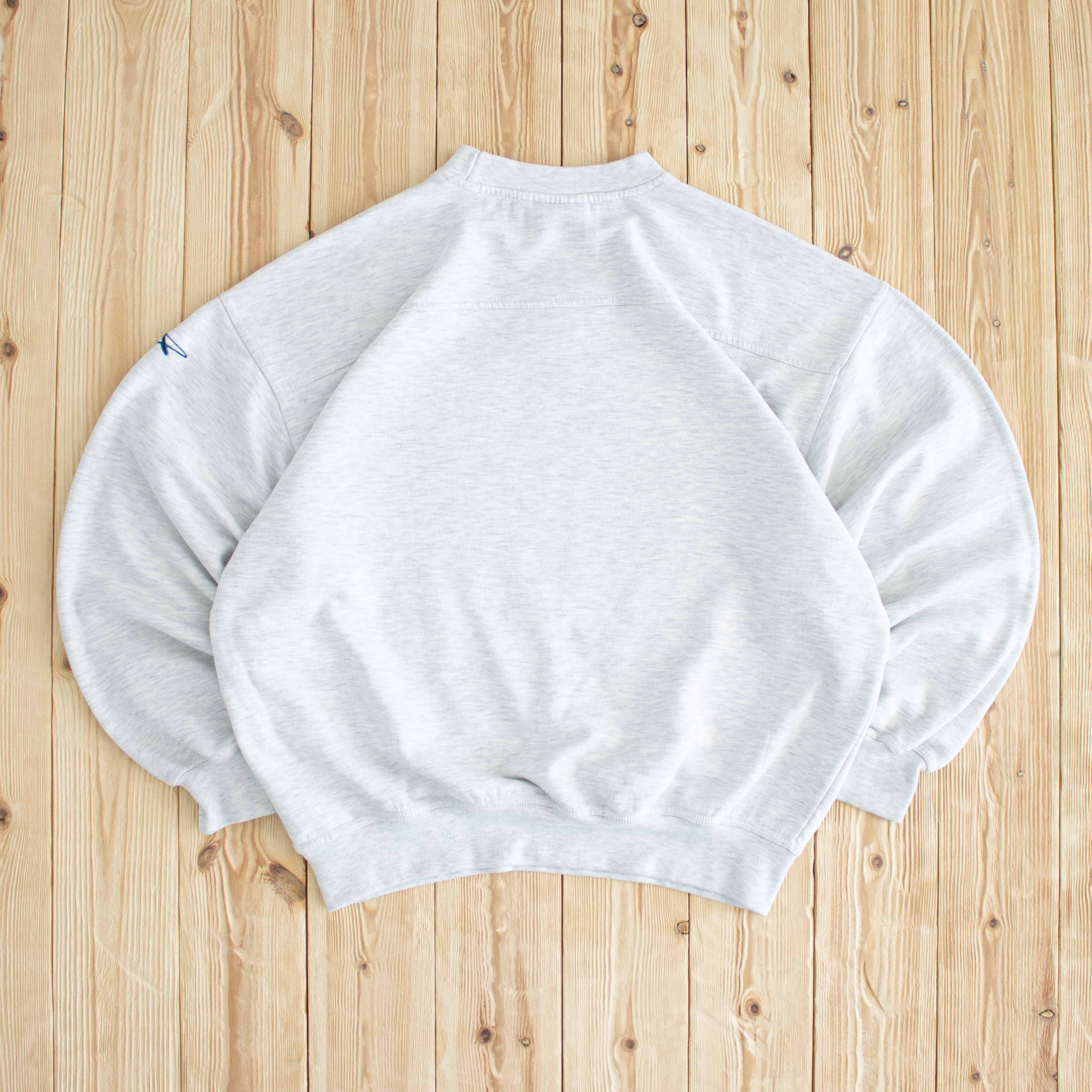 (M) Reebok Vintage Essential Embroidered Sweatshirt Gray