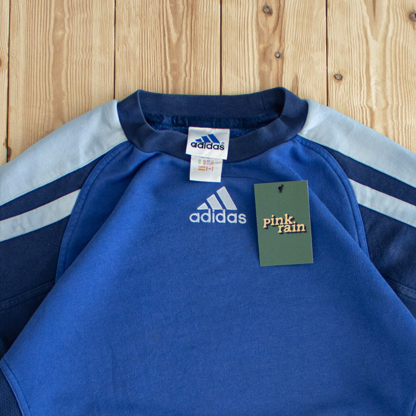 (L) Adidas Center Logo Vintage Embroidered Sweatshirt Blue