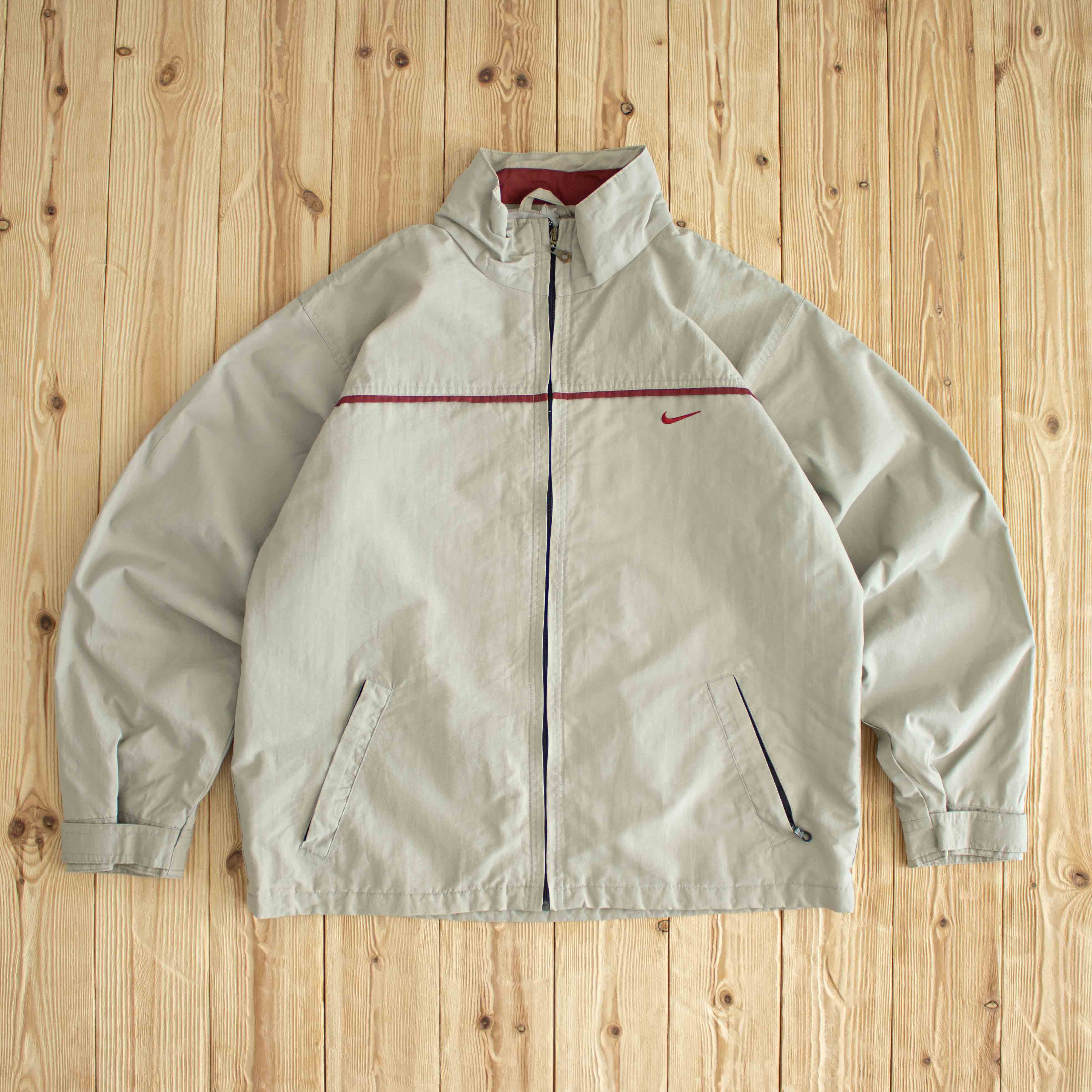 (L) Nike Vintage Essential Embroidered Jacket Beige