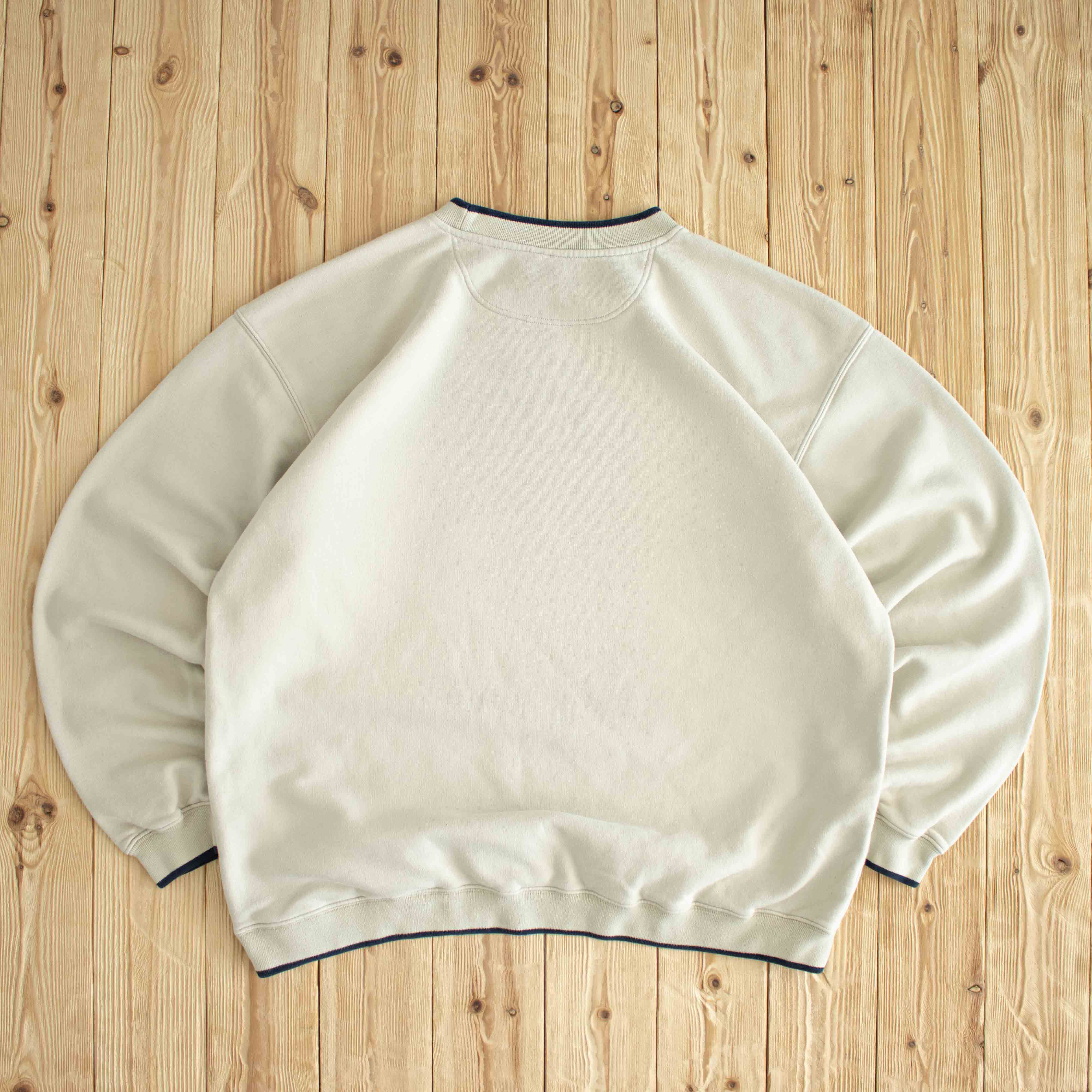 (XL/XXL) Nike Swoosh Vintage Embroidered Sweatshirt Beige