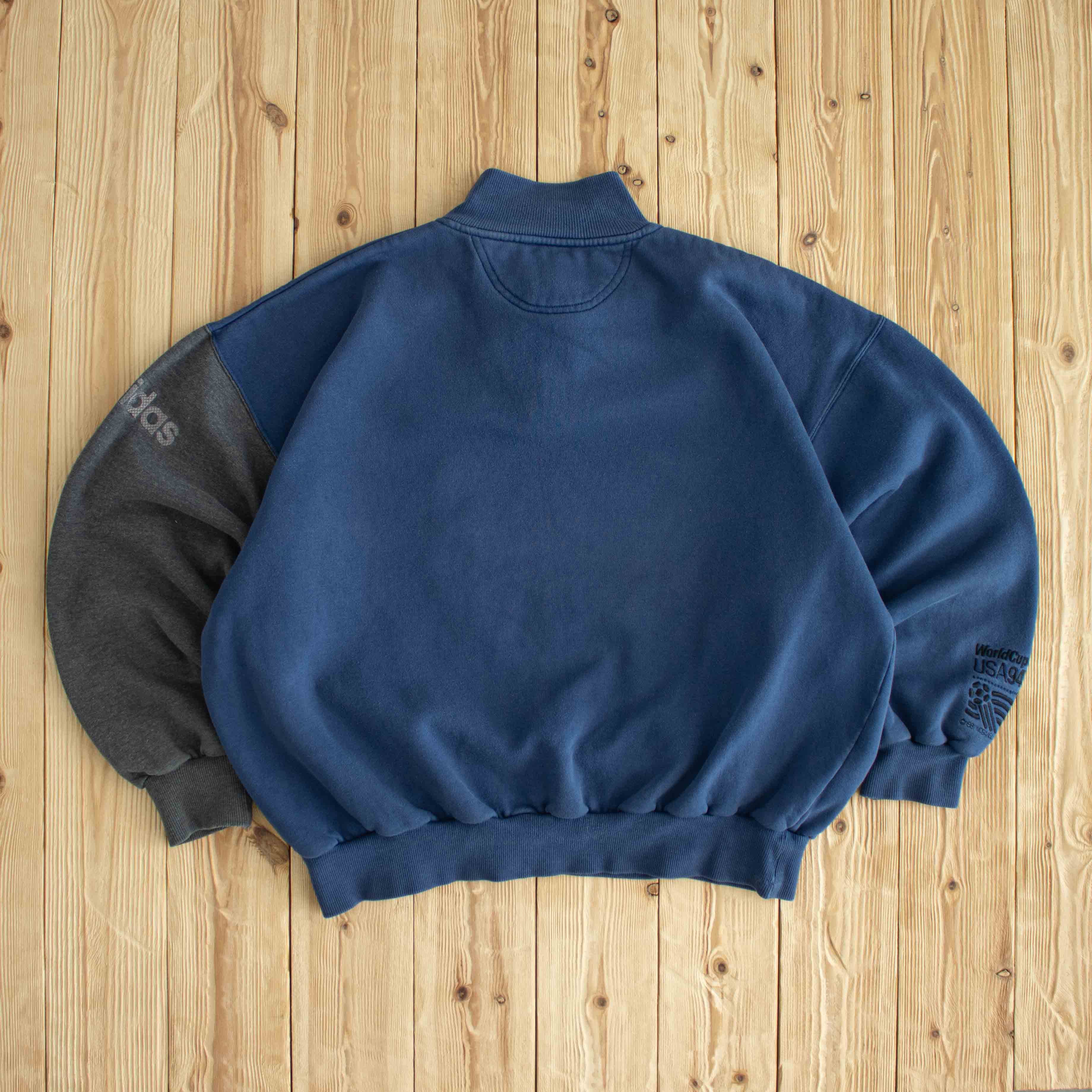 (M) Adidas 1994 World Cup USA Vintage Embroidered Quarter-Zip Blue