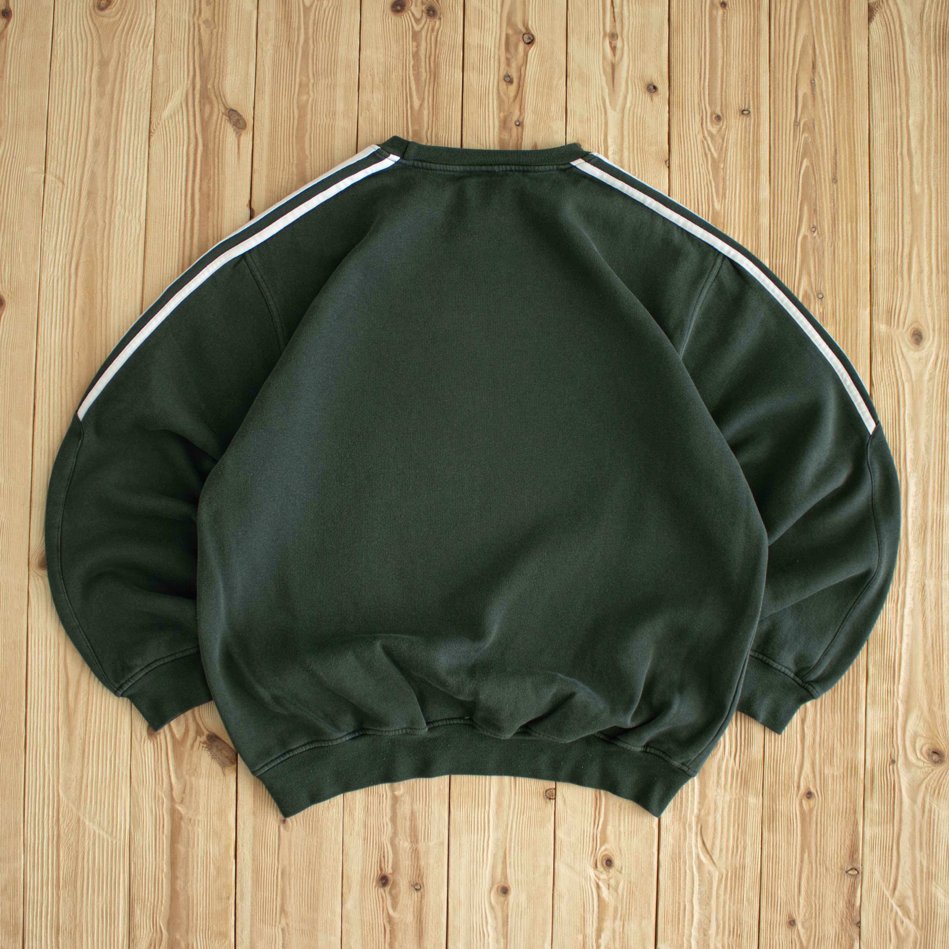 (L) Adidas Vintage Essential Embroidered Sweatshirt Green