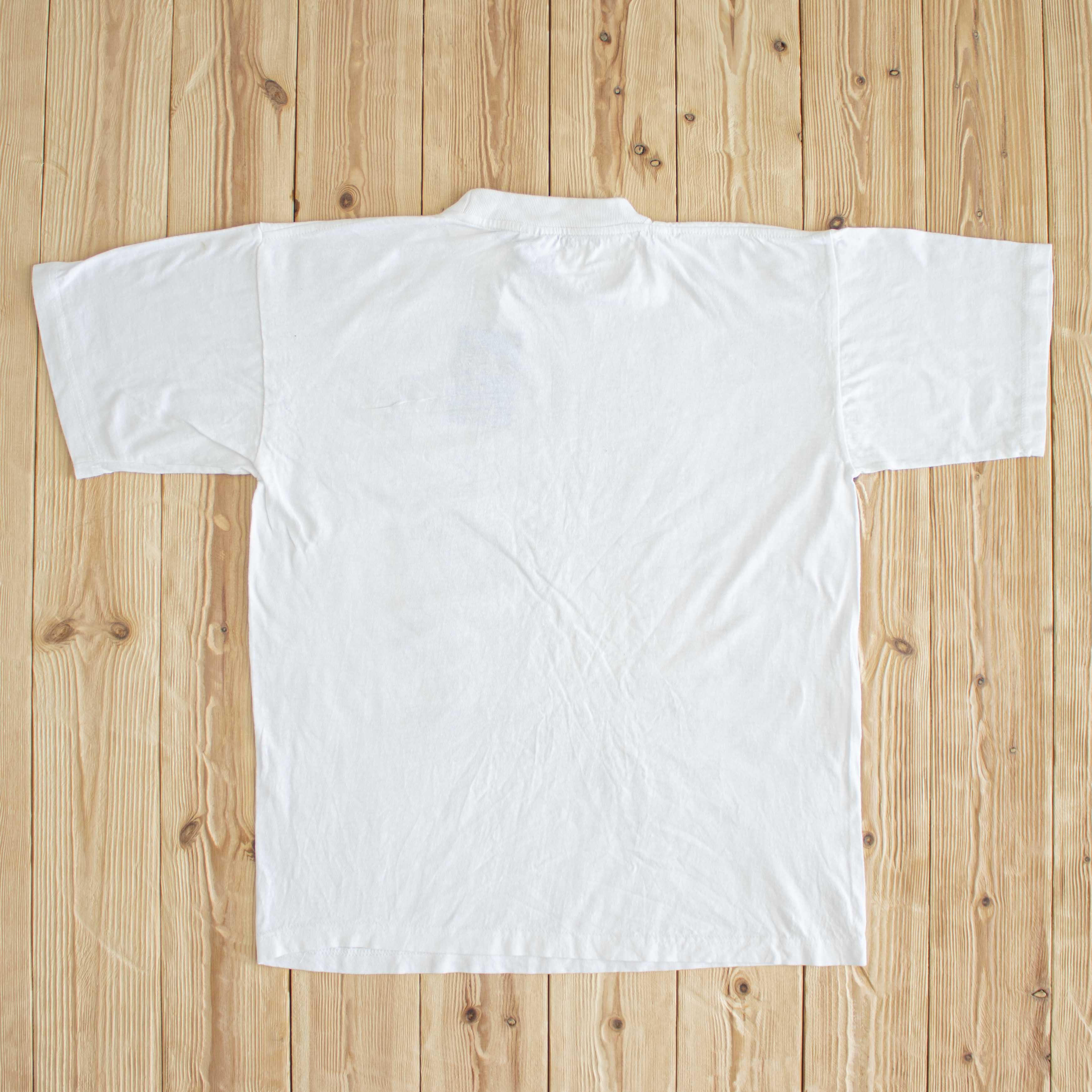 (M) 'Why I Can't Wear Shorts' Vintage T-Shirt White