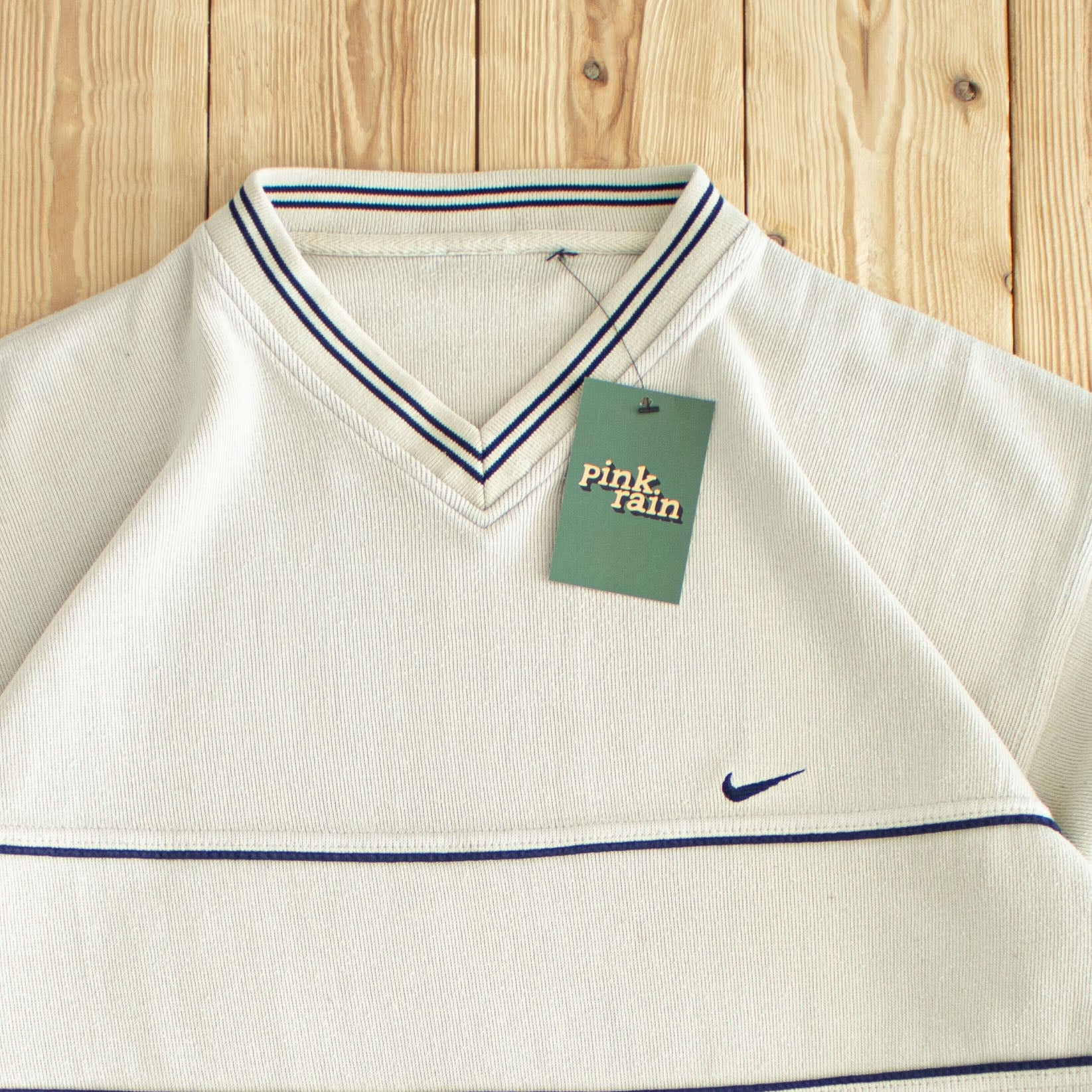 (L/XL) Nike Vintage Essential Embroidered Sweatshirt Beige