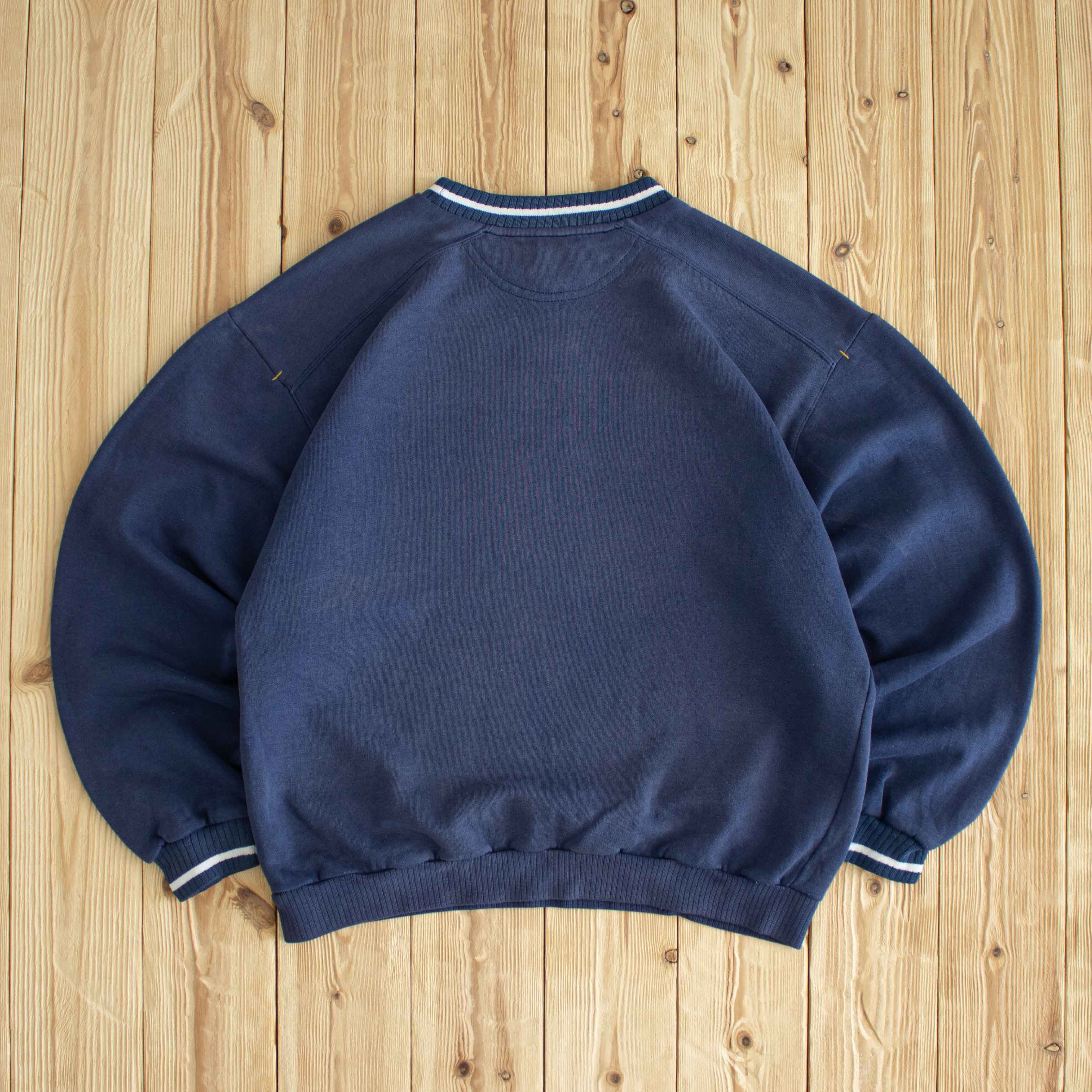 (S/M) Nike Spell Out Vintage Embroidered Sweatshirt Blue