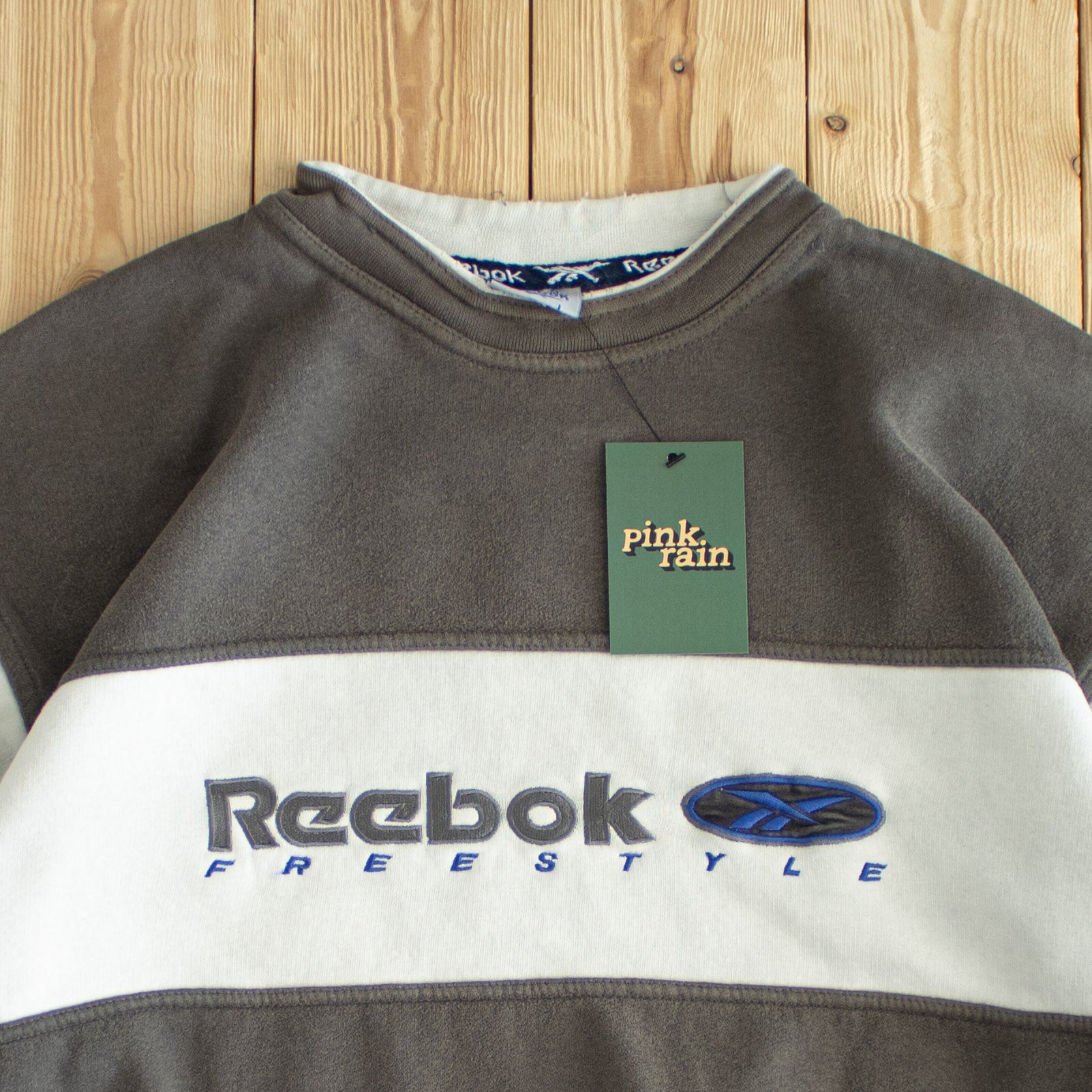 (M) Reebok Freestyle Vintage Embroidered Sweatshirt Khaki