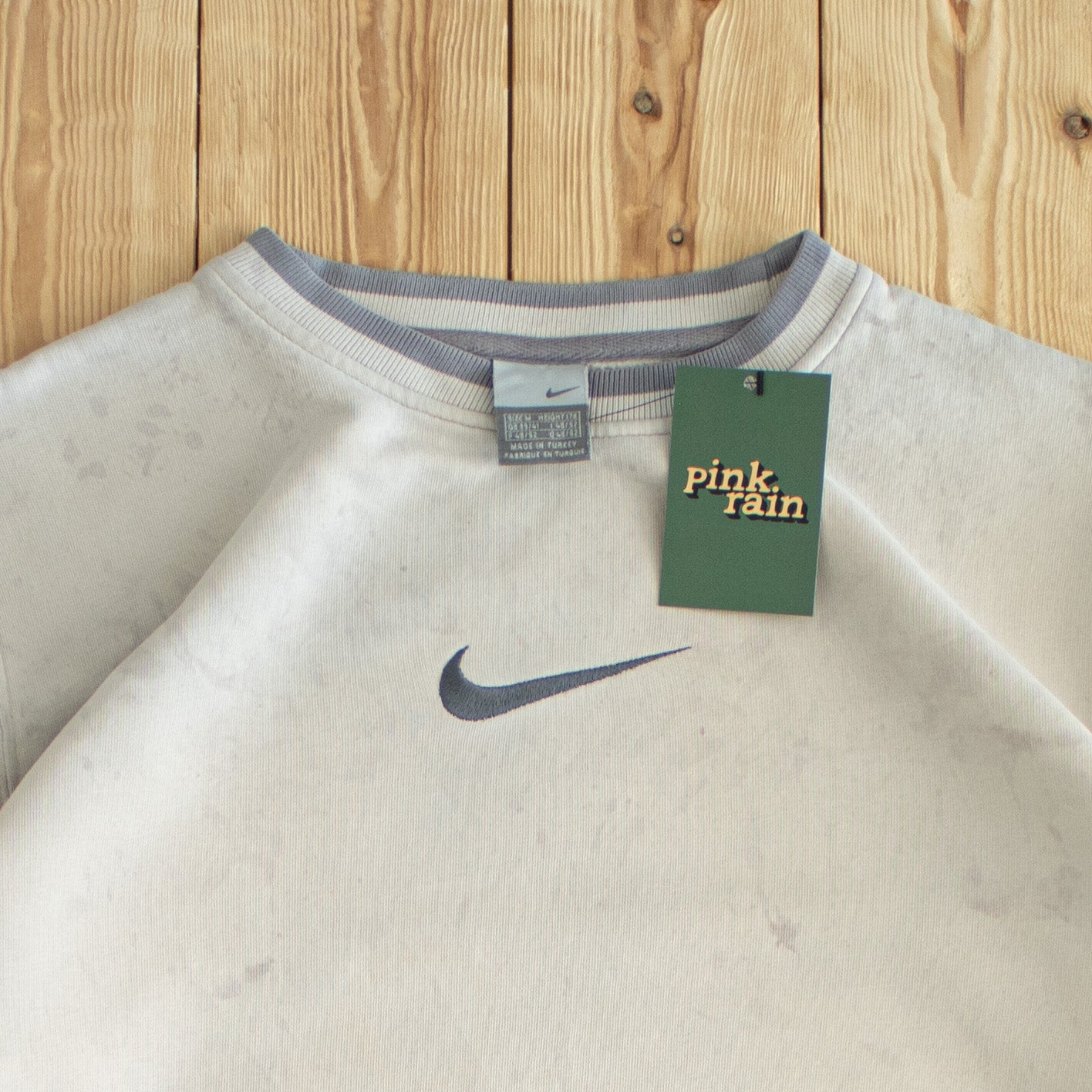 (M) Nike Swoosh Vintage Embroidered Sweatshirt Beige
