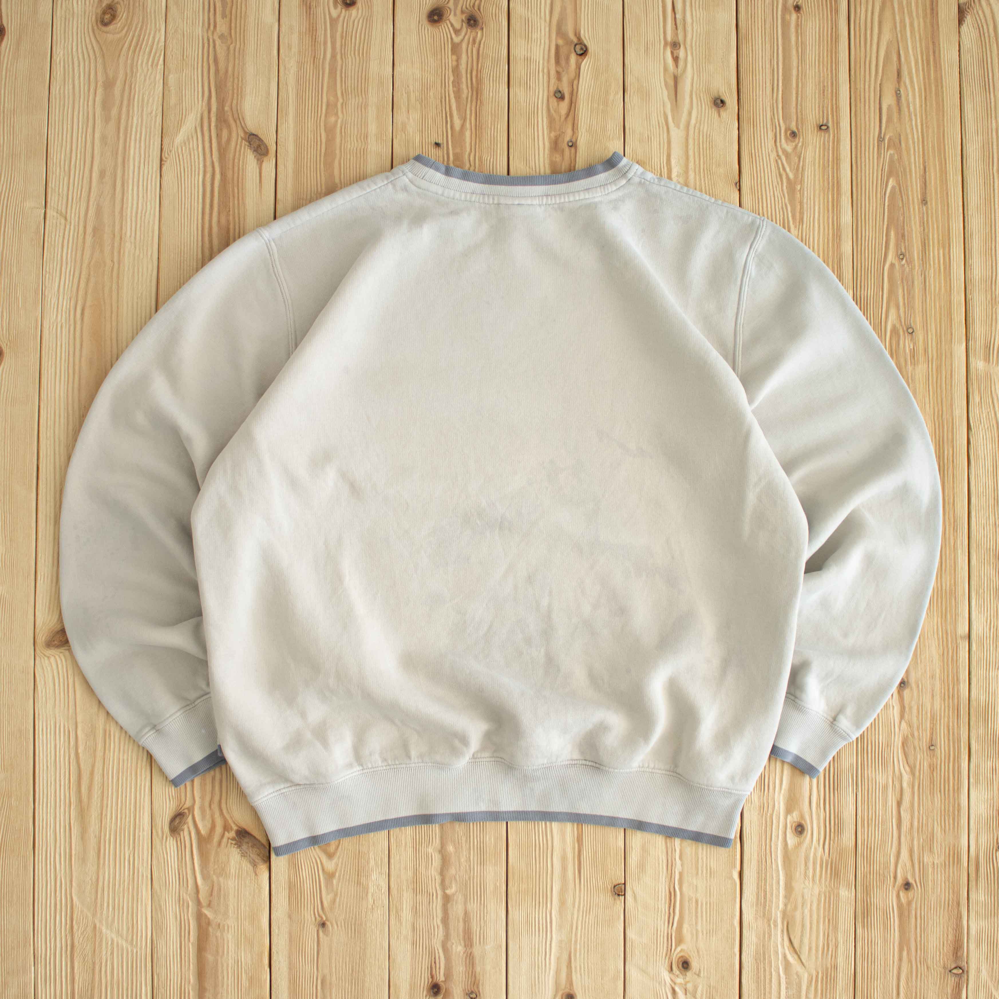 (M) Nike Swoosh Vintage Embroidered Sweatshirt Beige
