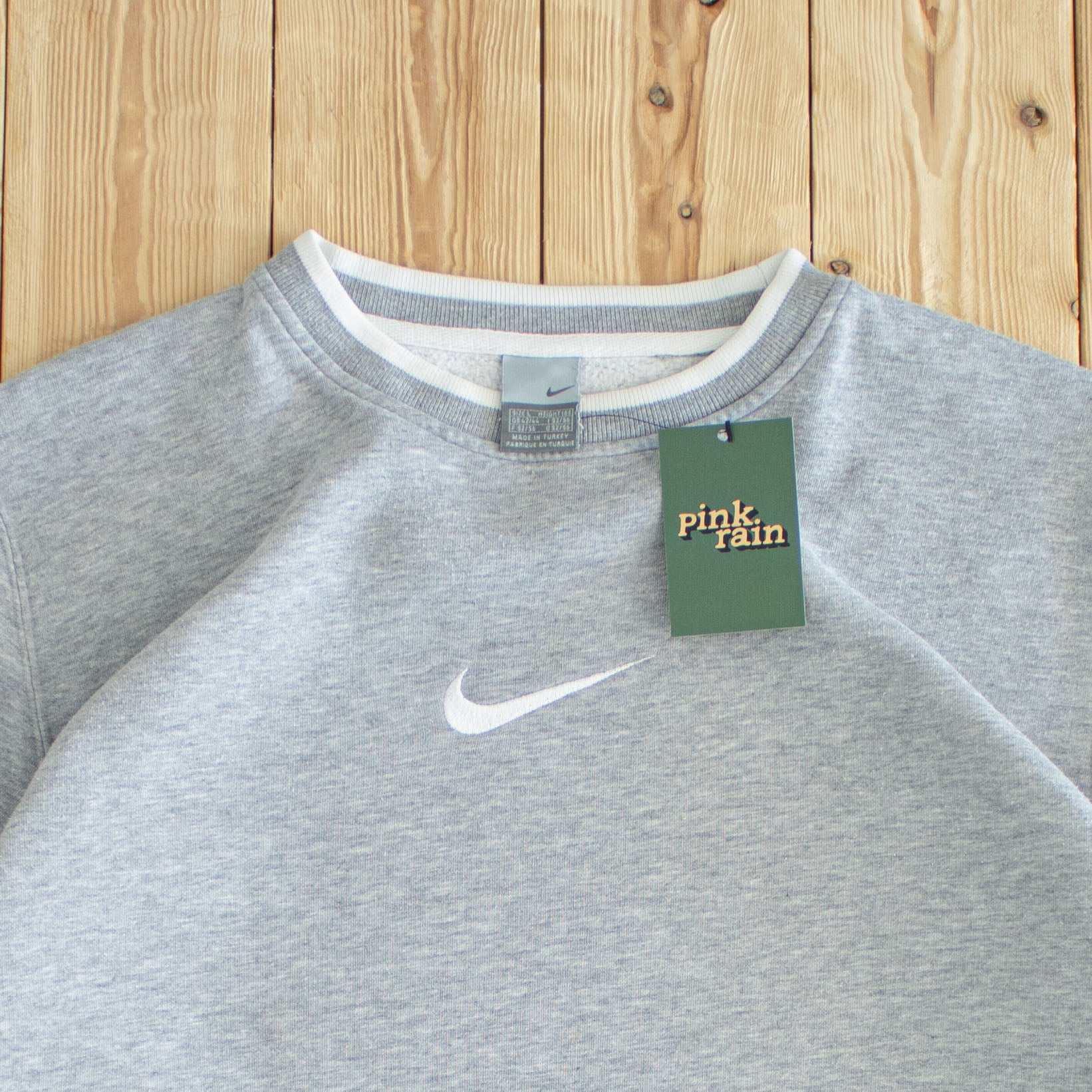 (L) Nike Swoosh Vintage Embroidered Sweatshirt Gray