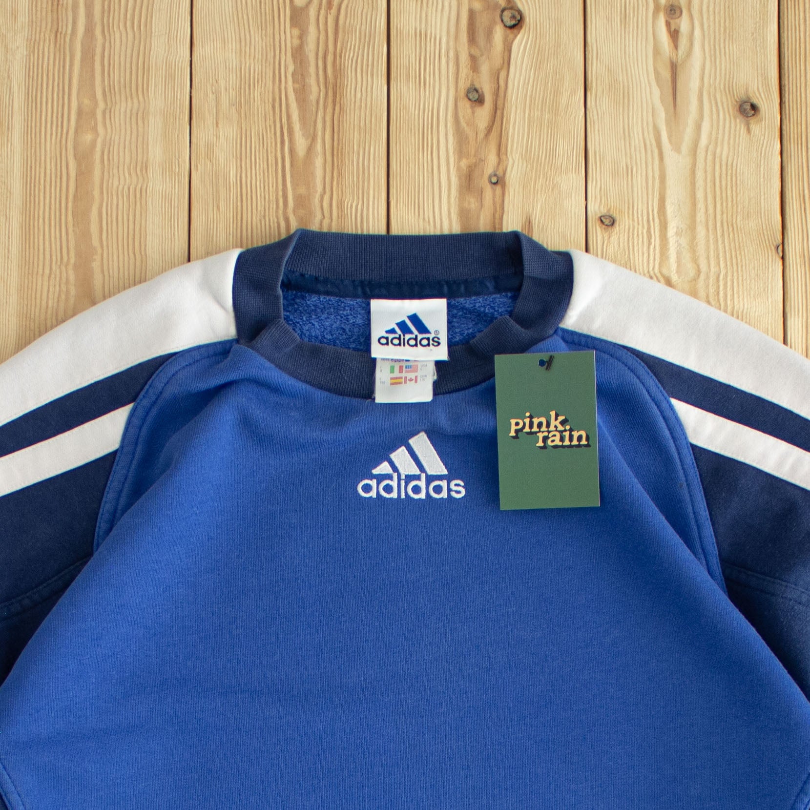 (L) Adidas Center Logo Vintage Embroidered Sweatshirt Blue