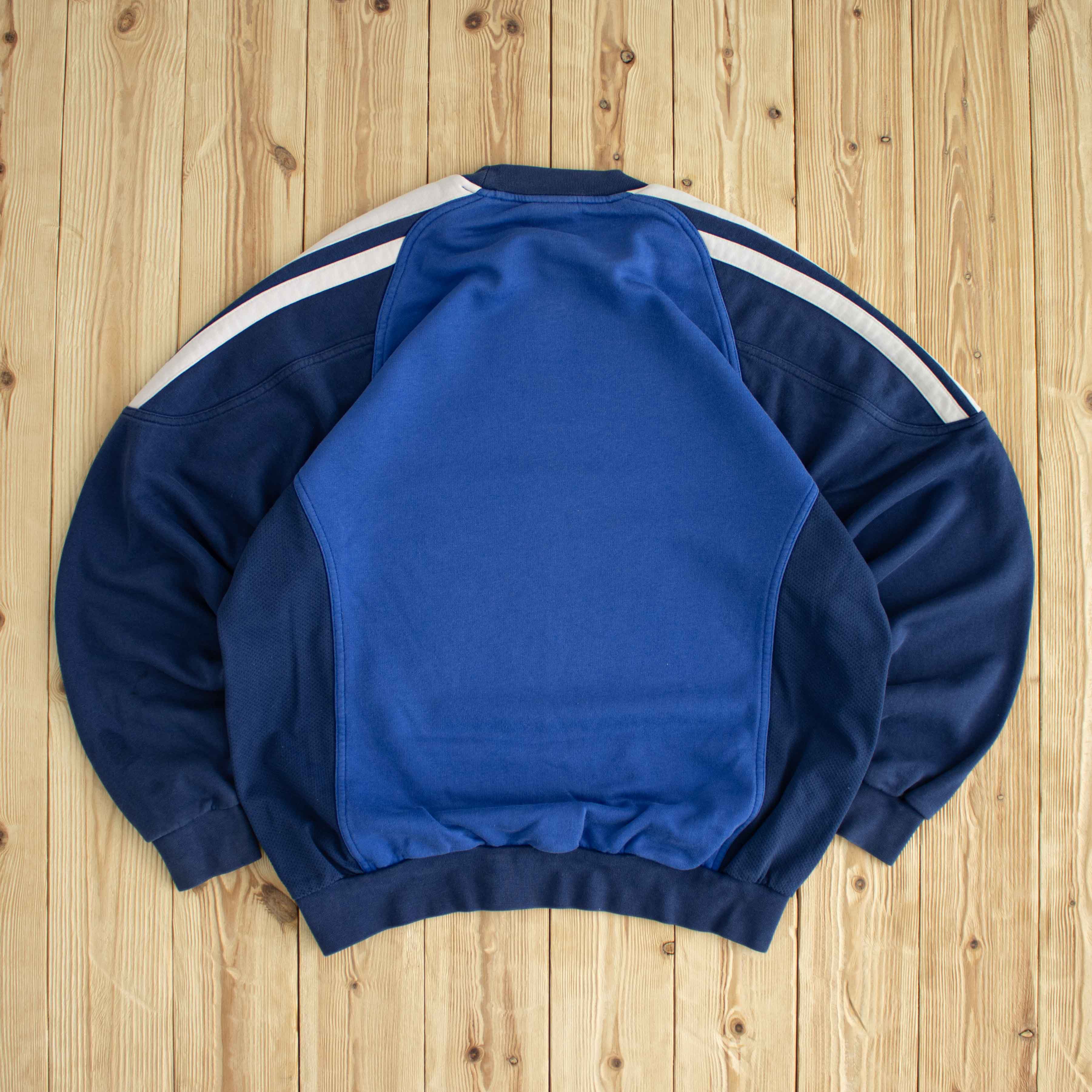 (L) Adidas Center Logo Vintage Embroidered Sweatshirt Blue
