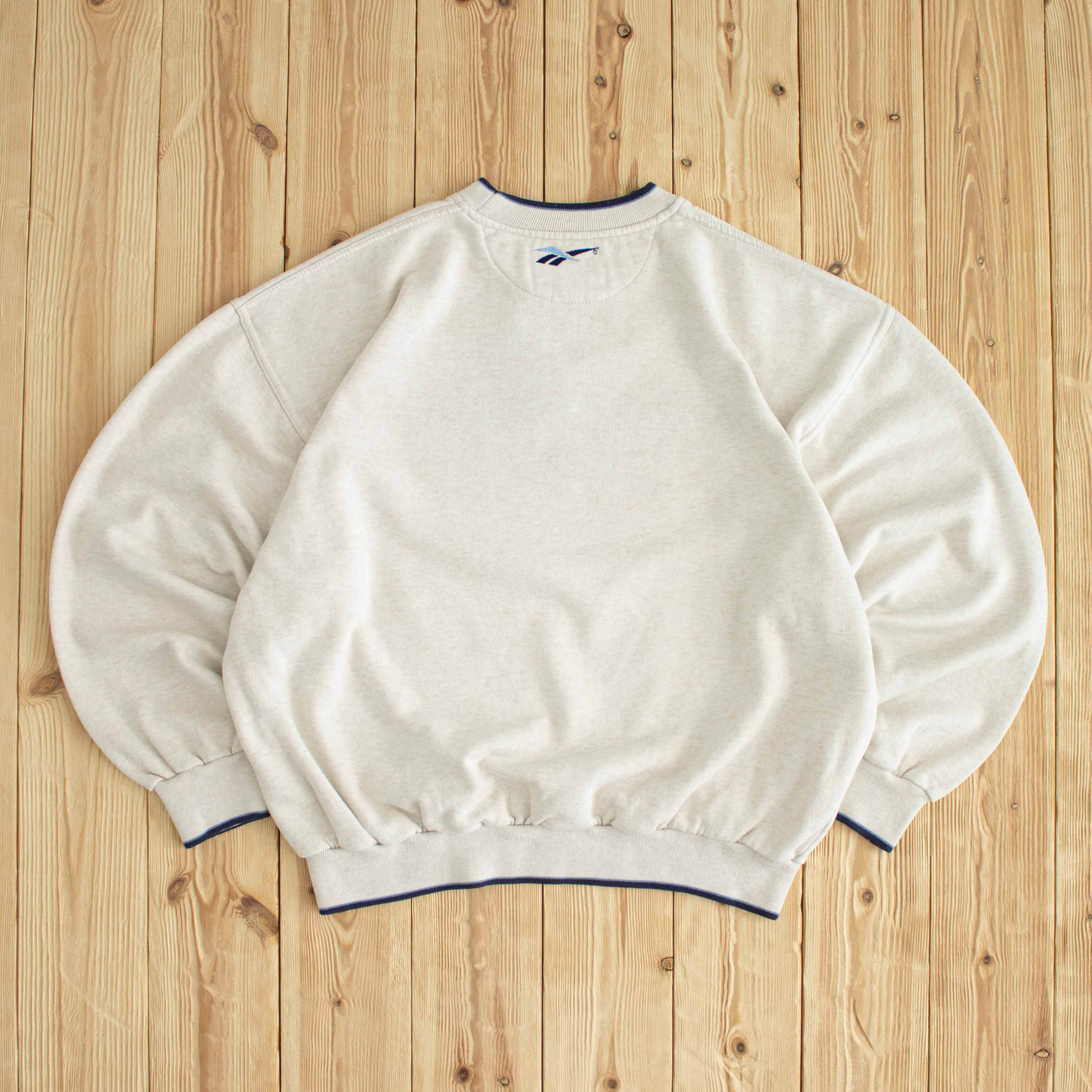(M) Reebok Spell Out Vintage Embroidered Sweatshirt Beige