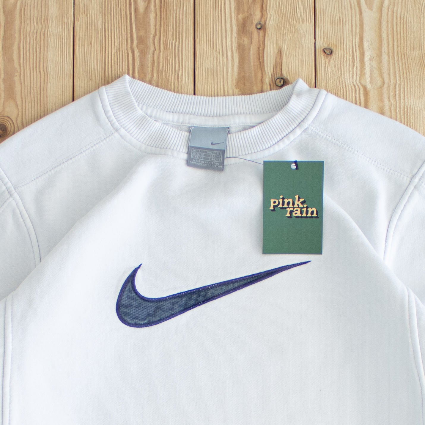 (S) Nike Swoosh Vintage Embroidered Sweatshirt White