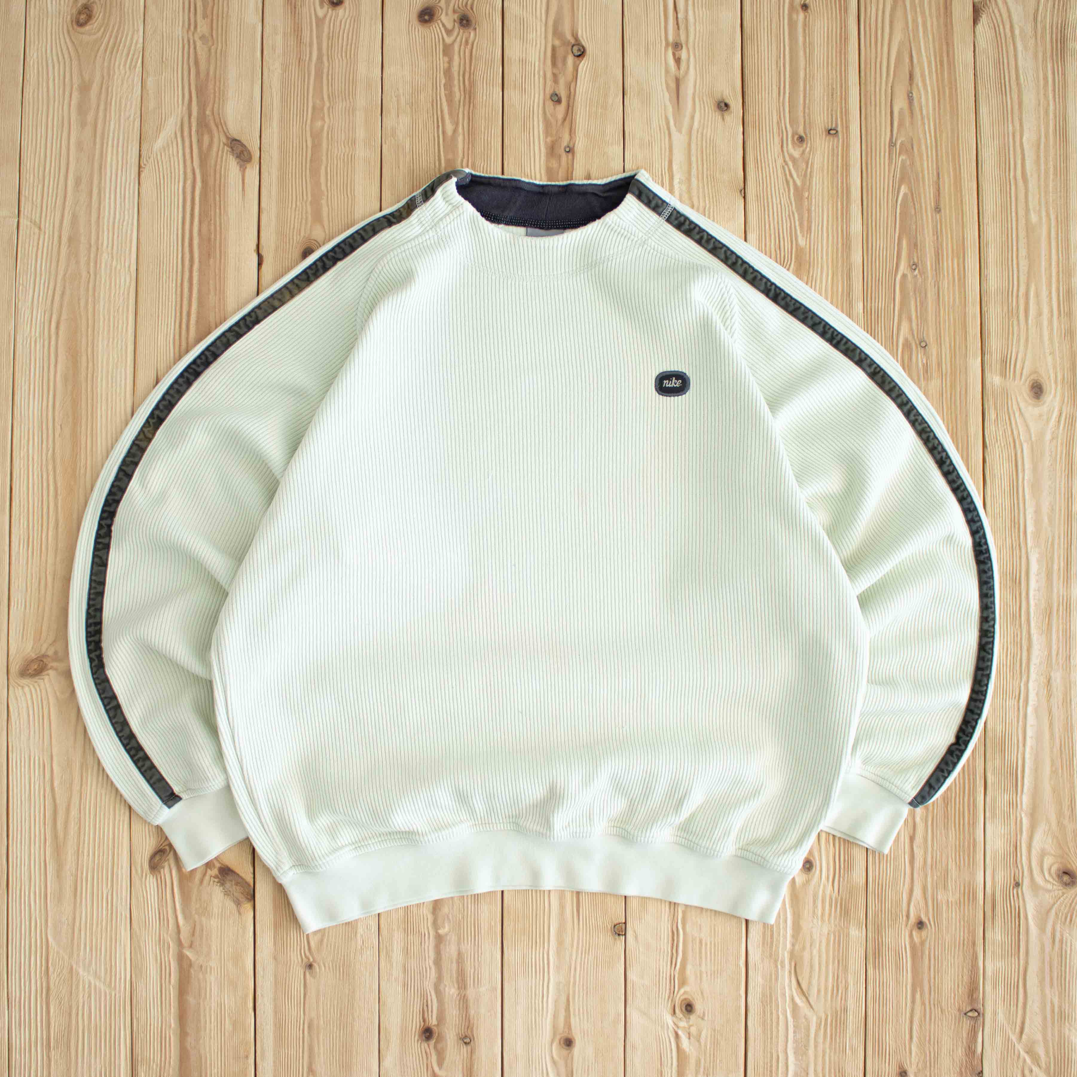(M) Nike Vintage Waffle Embroidered Sweatshirt Beige