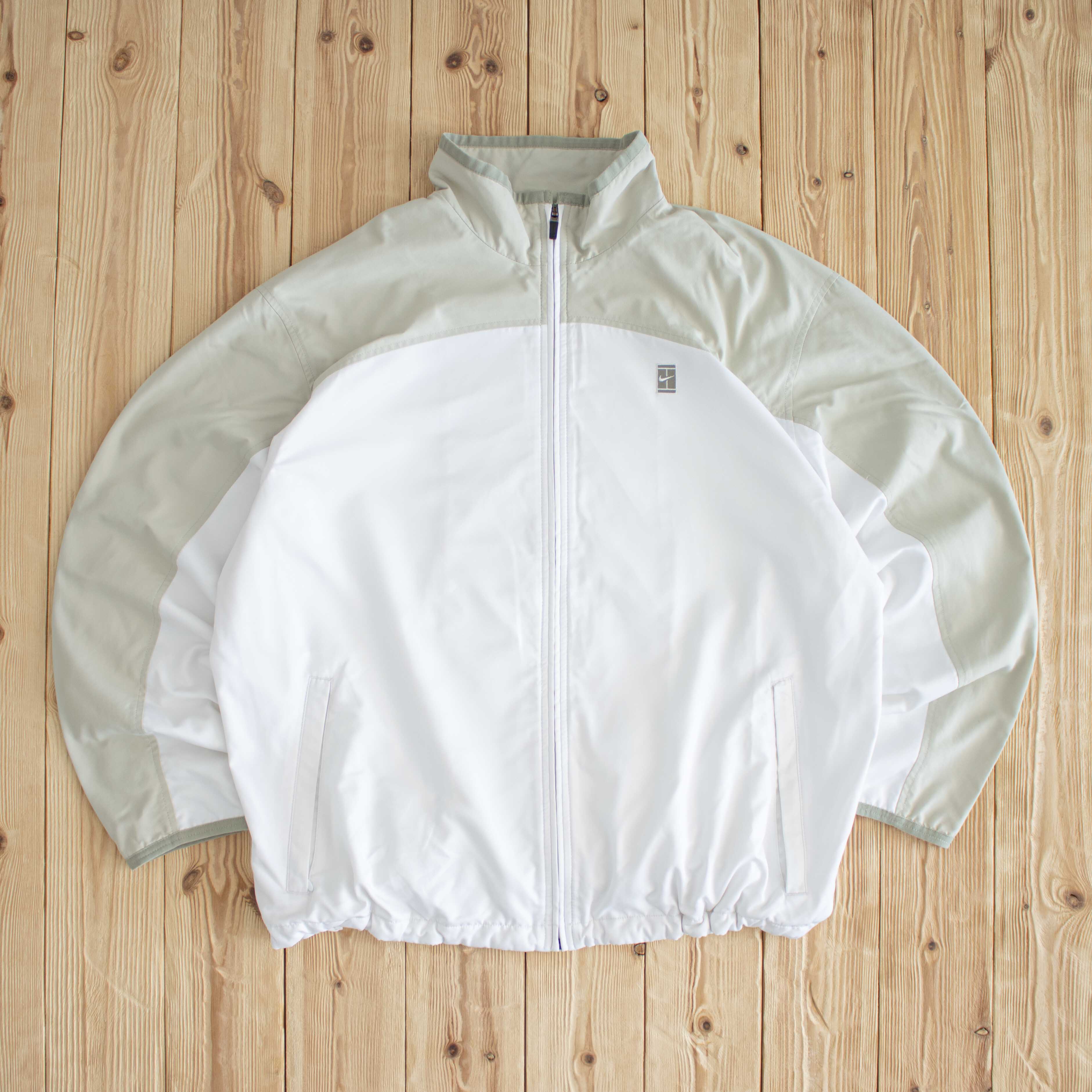 (L/XL) Nike Mini Swoosh Vintage Embroidered Jacket White