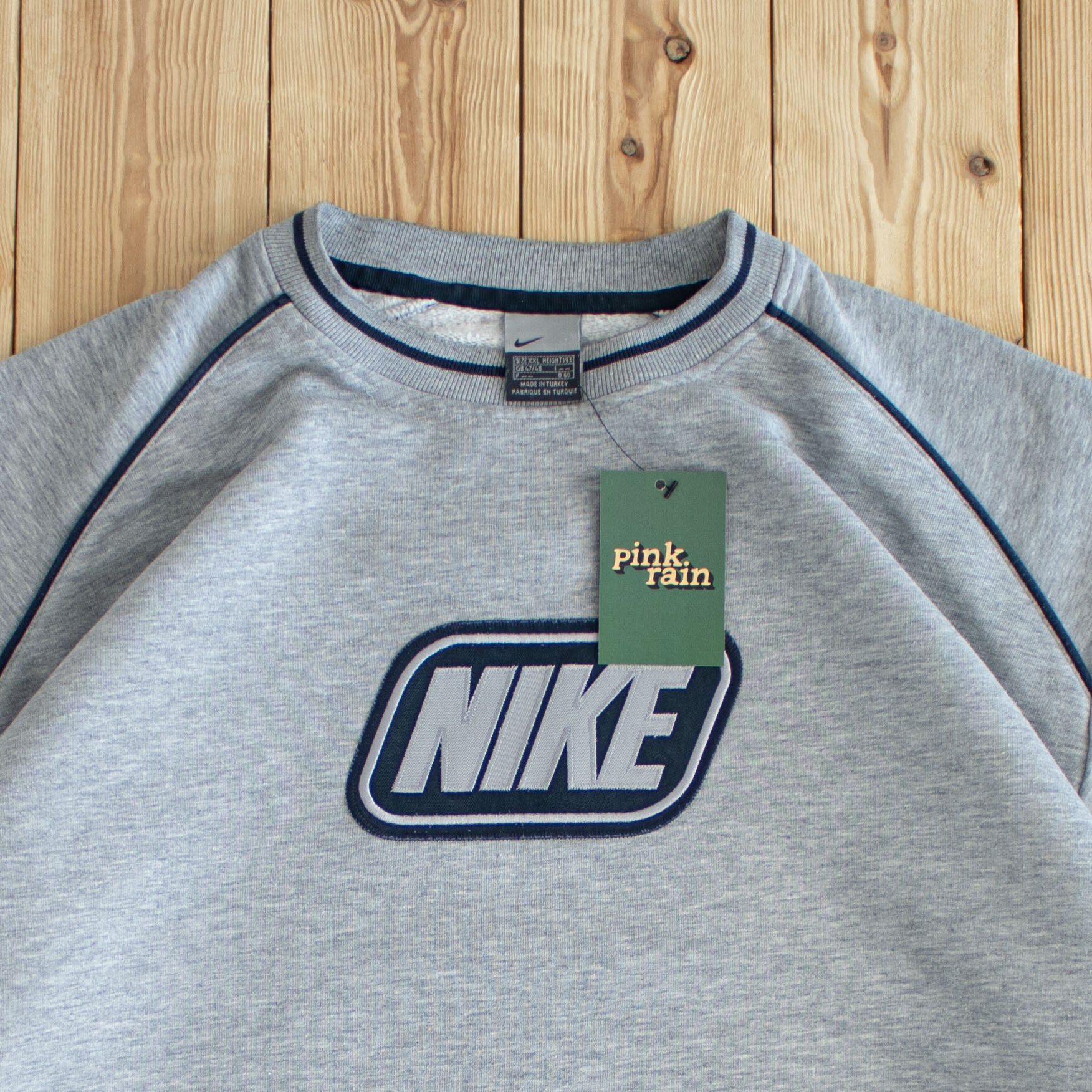 (XL) Nike Spell Out Vintage Embroidered Sweatshirt Gray