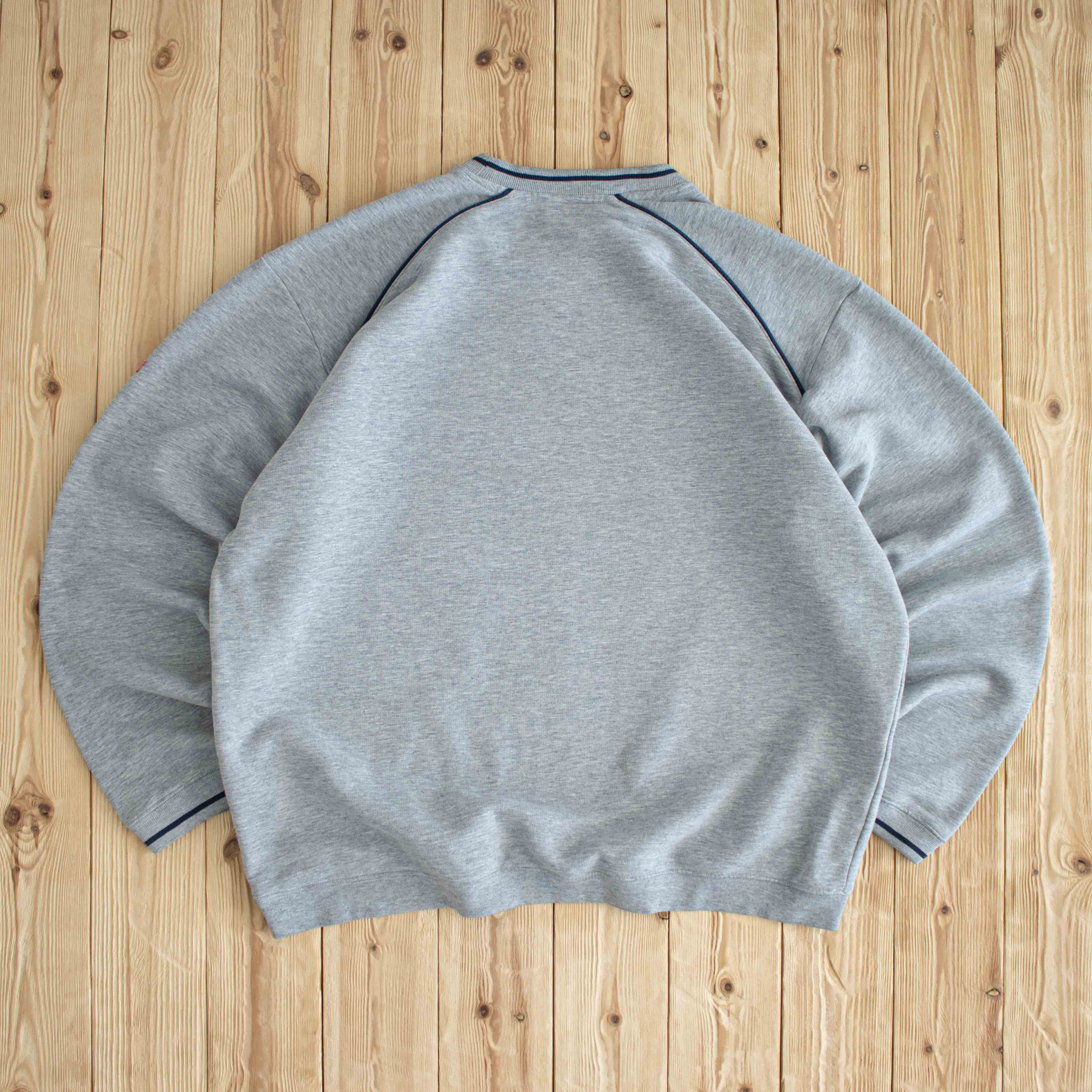 (XL) Nike Spell Out Vintage Embroidered Sweatshirt Gray