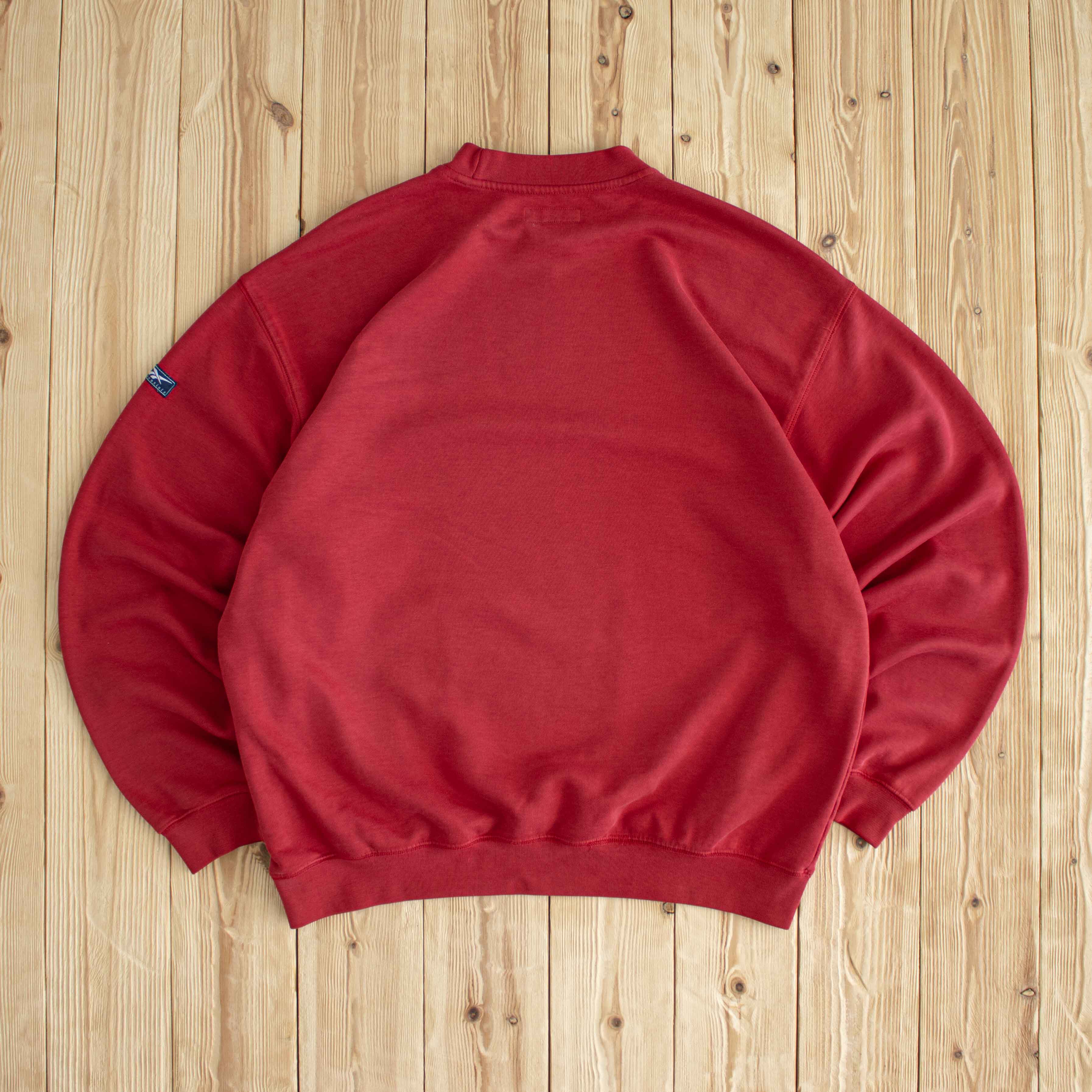 (M/L) Reebok Vintage Essential Embroidered Sweatshirt Red